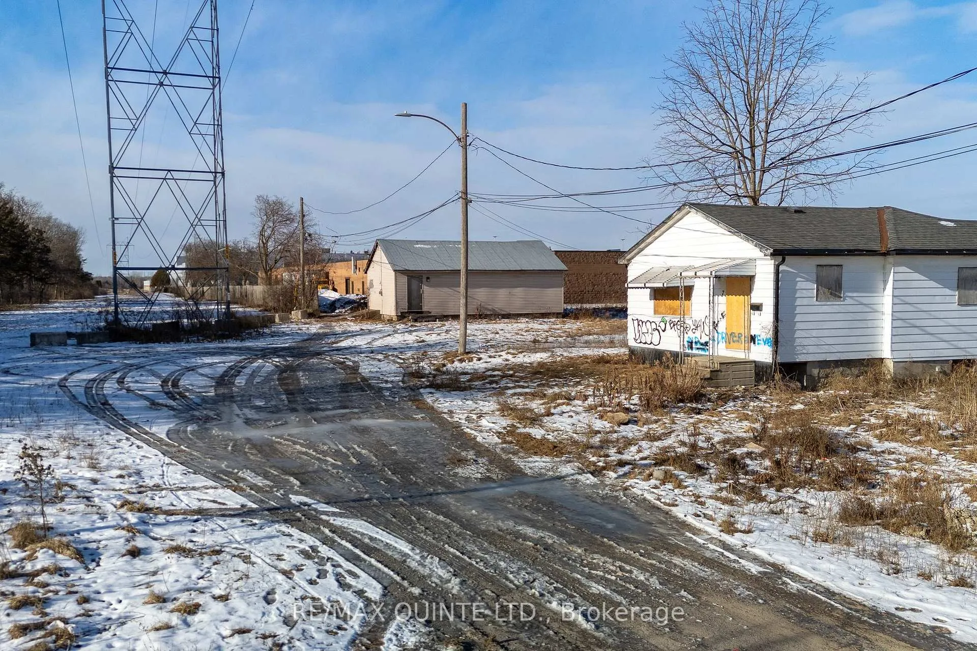Photo 128 of 5 Stratton Drive, Belleville, Belleville Ward — HOMEH