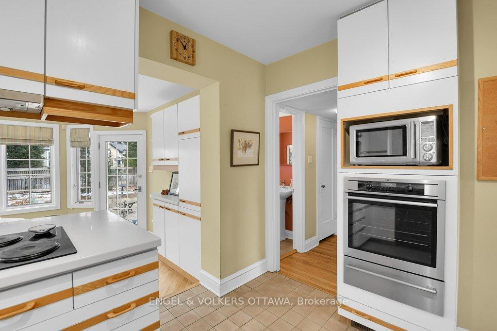 Photo 15 of 97 Helena Street, Ottawa, Ottawa West — HOMEH