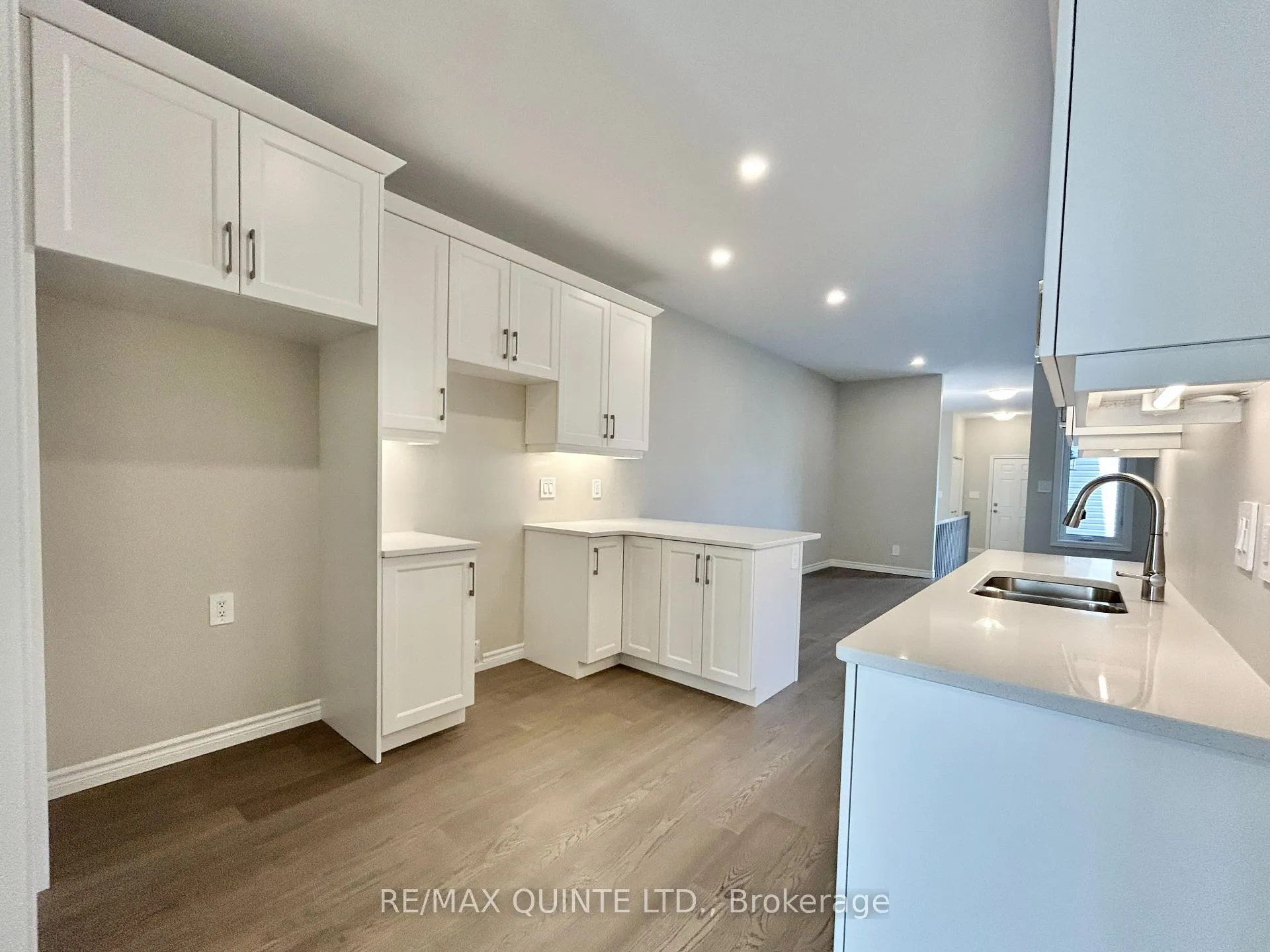 Photo 52 of 27 Athabaska Drive, Belleville, Thurlow Ward — HOMEH