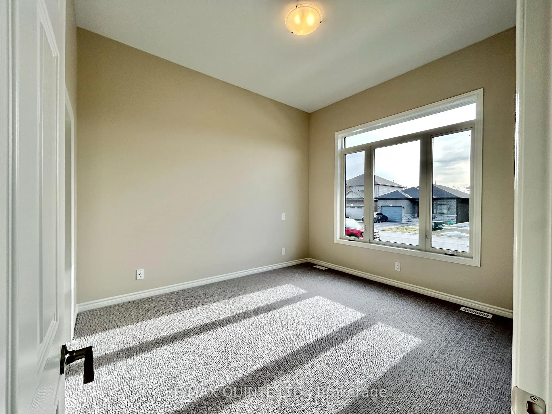 Photo 78 of 27 Athabaska Drive, Belleville, Thurlow Ward — HOMEH