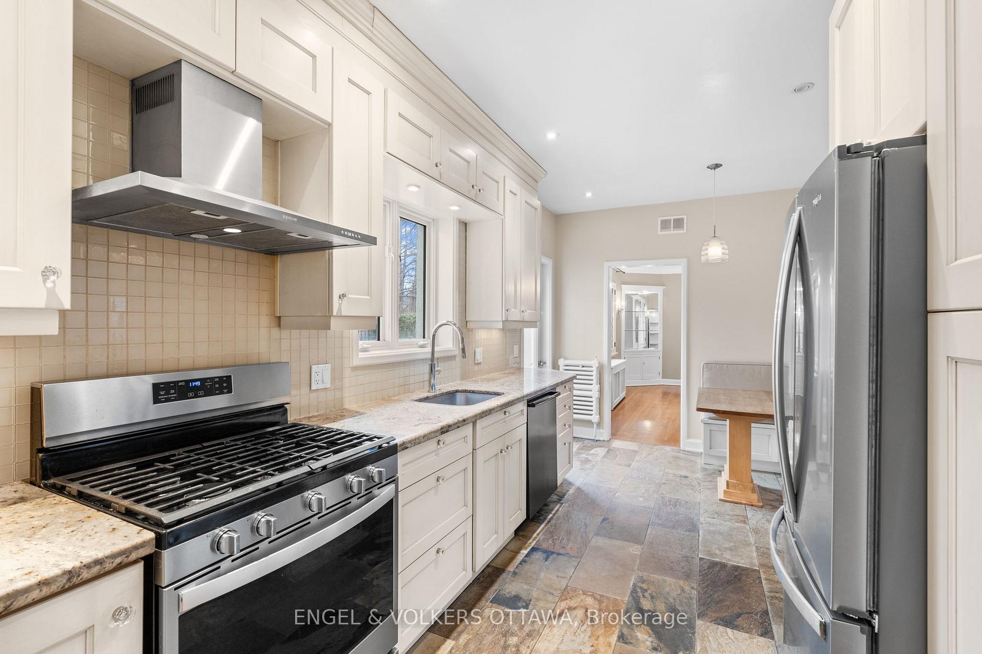 Photo 5 of 481 Island Park Drive, Ottawa, Ottawa West — HOMEH