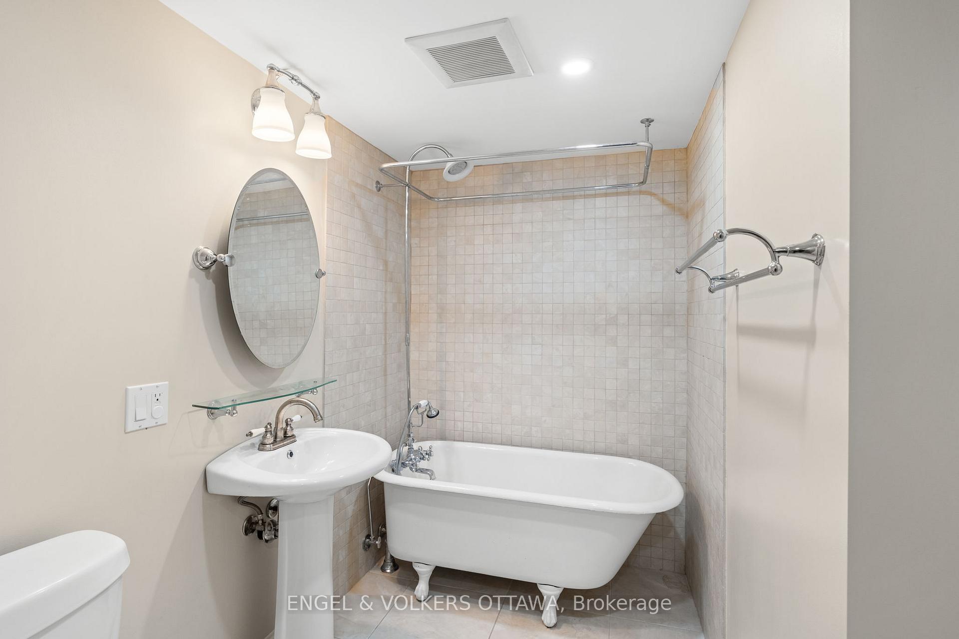 Photo 23 of 481 Island Park Drive, Ottawa, Ottawa West — HOMEH