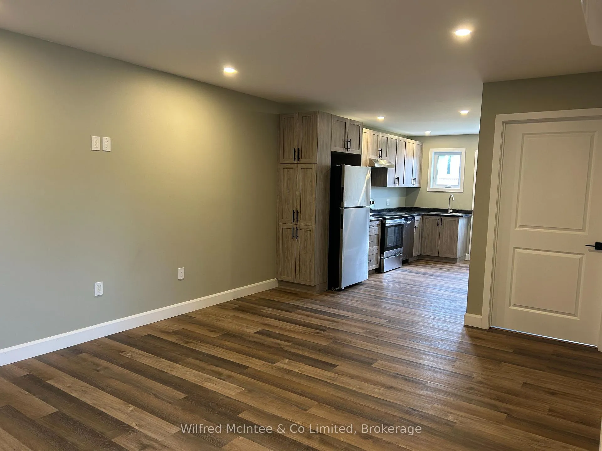 Photo 8 of Unit Unit 2, 187 Balaklava Street, Arran-Elderslie — HOMEH