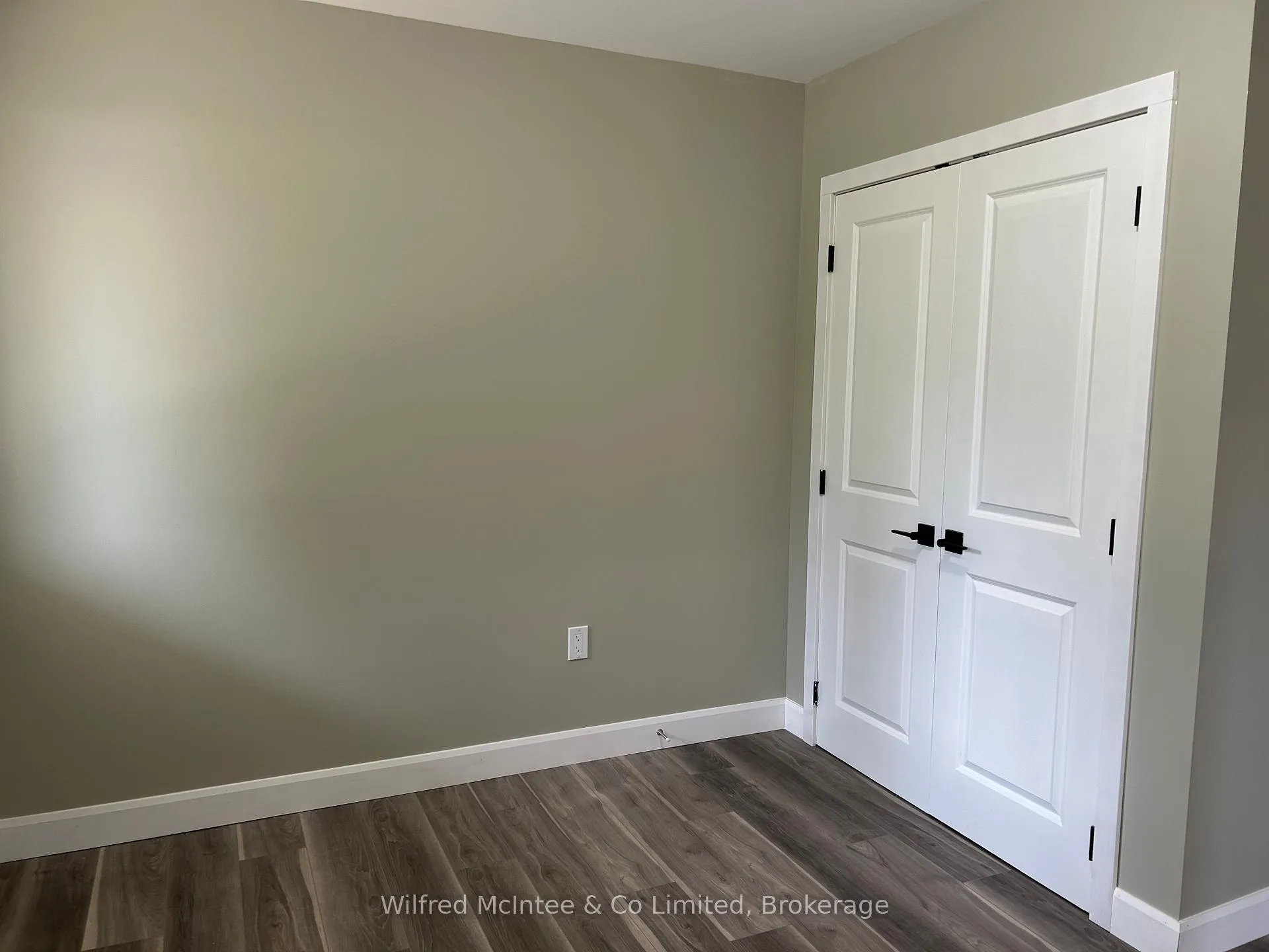 Photo 16 of Unit Unit 2, 187 Balaklava Street, Arran-Elderslie — HOMEH