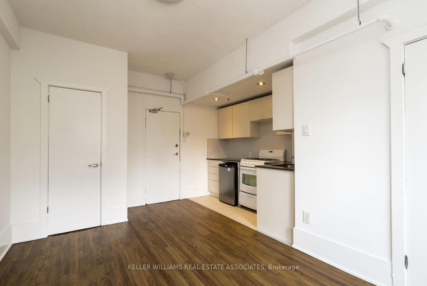 Photo 1 of Unit 510, 160 Huron Street, Toronto, Kensington-Chinatown — HOMEH