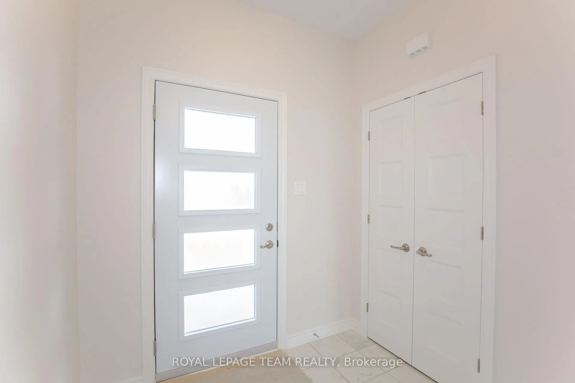 Photo 20 of 80 Morgan Clouthier Way, Arnprior — HOMEH