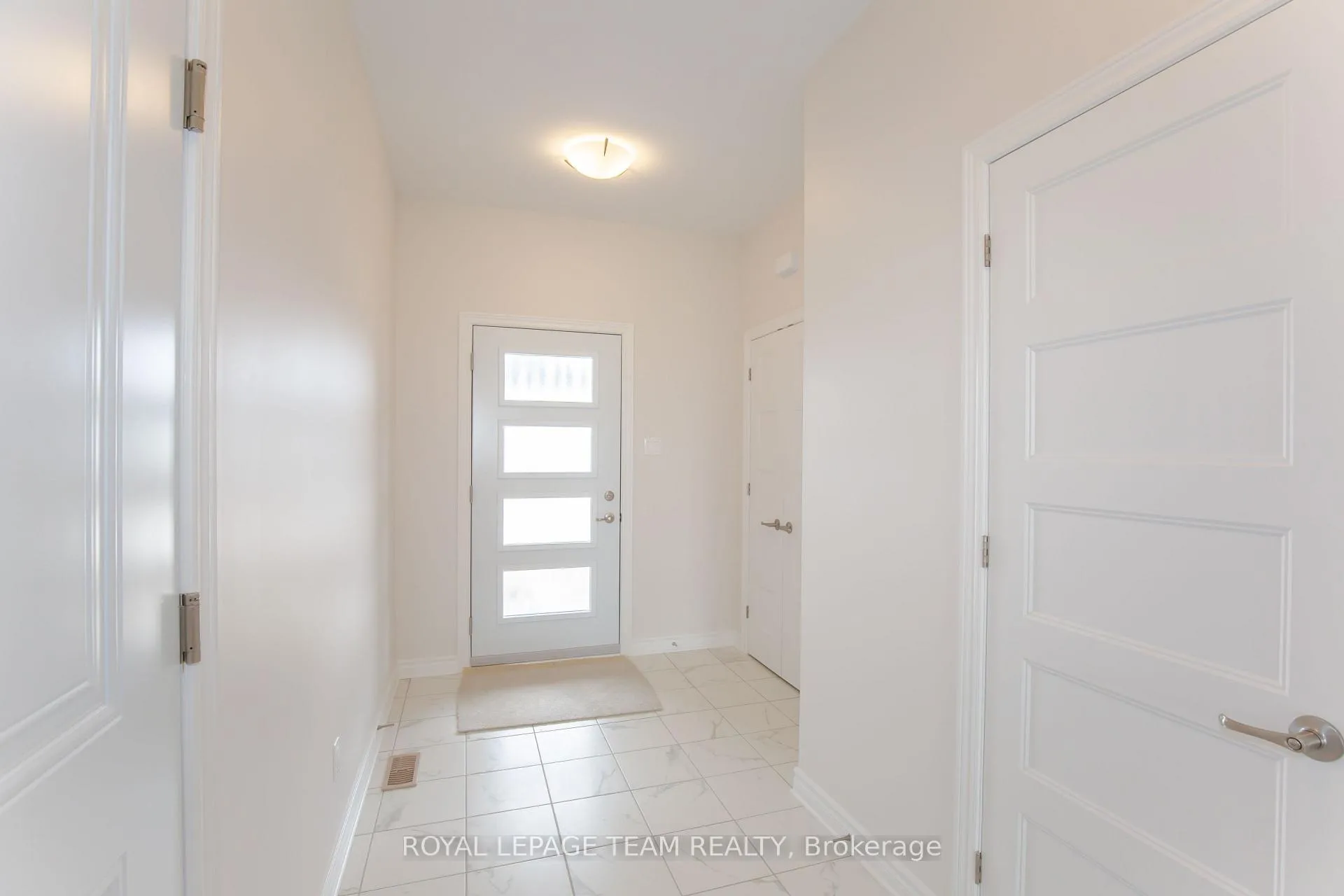 Photo 45 of 80 Morgan Clouthier Way, Arnprior — HOMEH