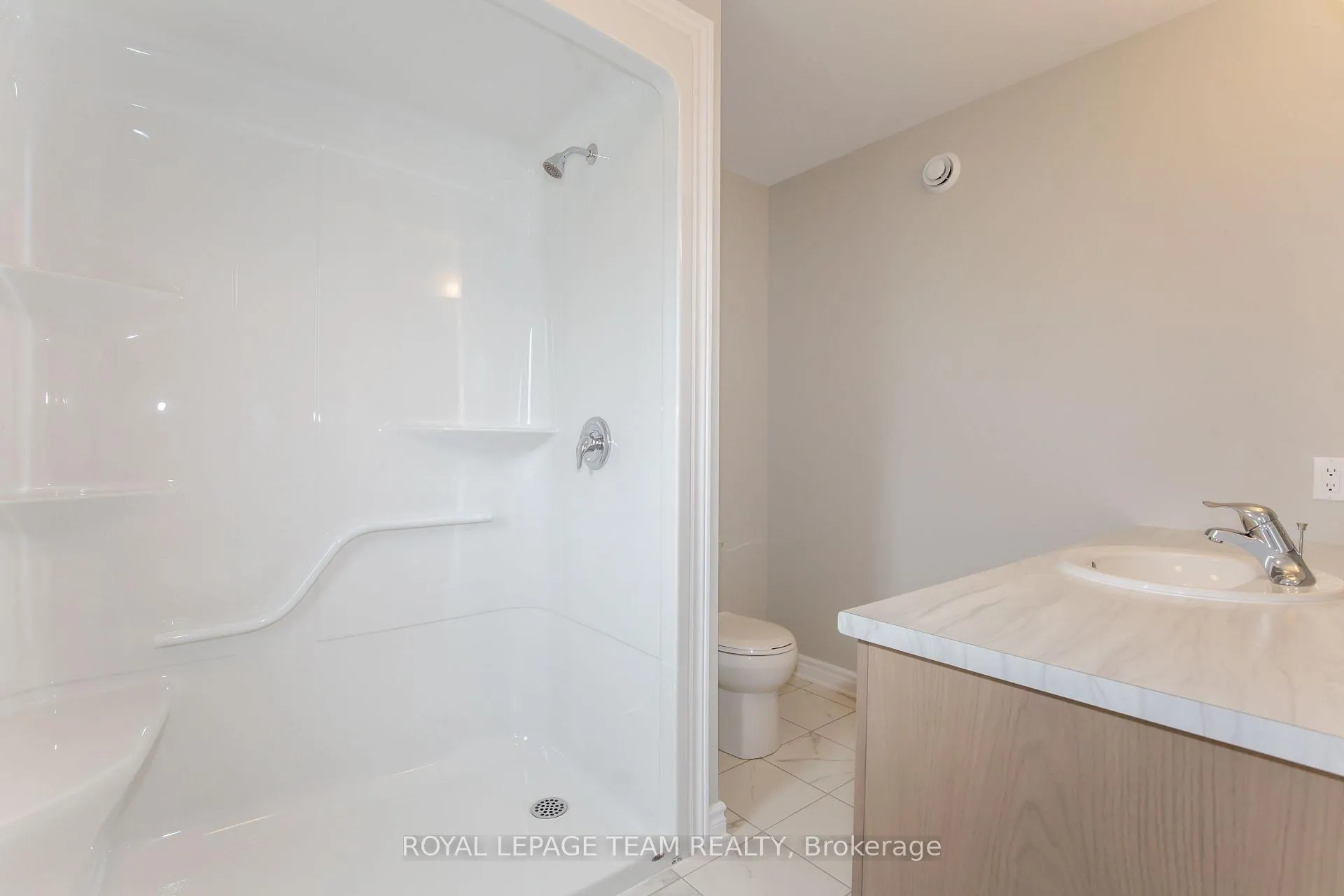 Photo 285 of 80 Morgan Clouthier Way, Arnprior — HOMEH