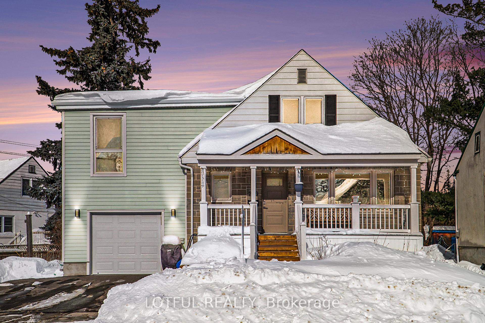 Front of 299 Oakdale Avenue