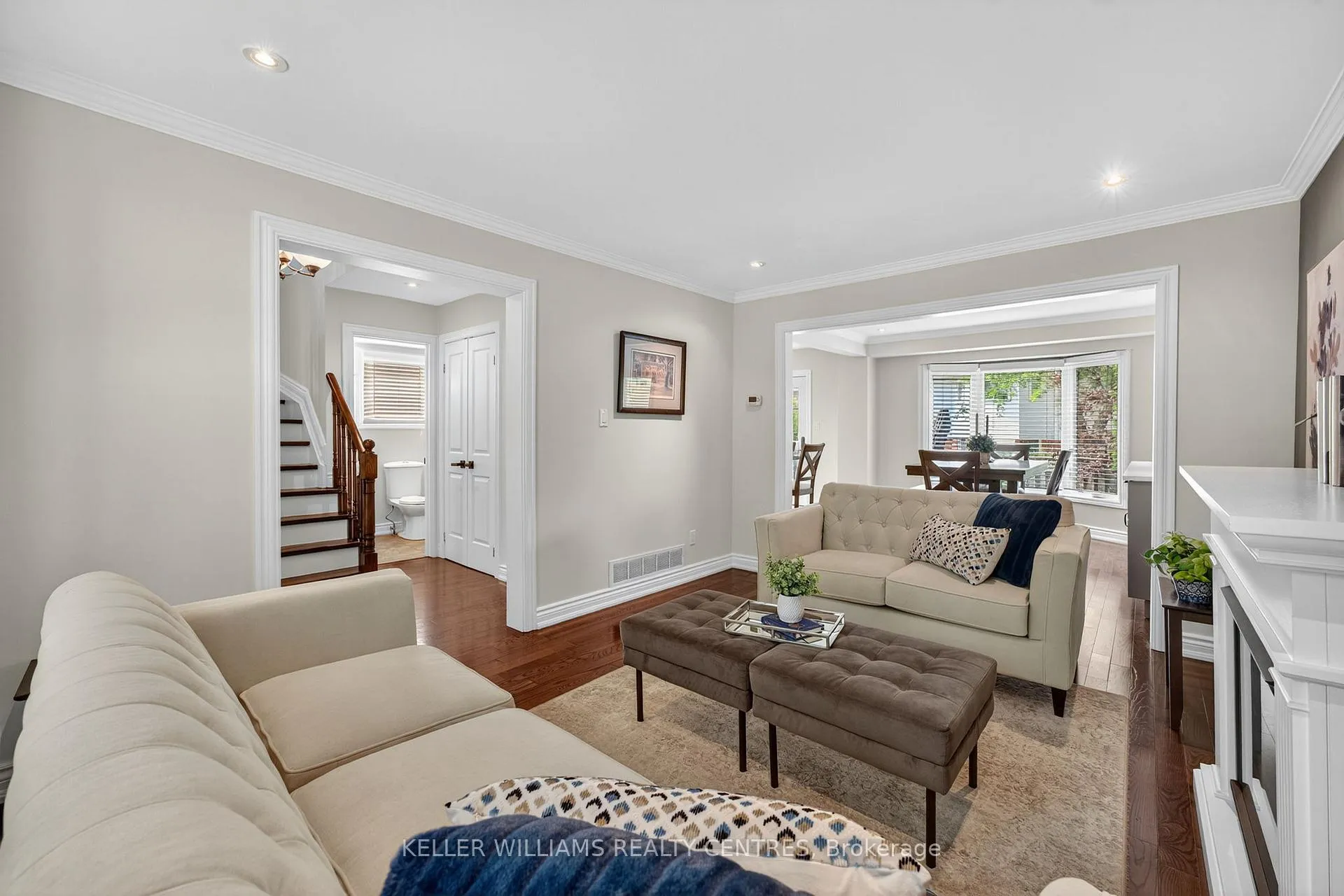 Photo 7 of 42 Buchanan Crescent, Aurora, Aurora Village — HOMEH
