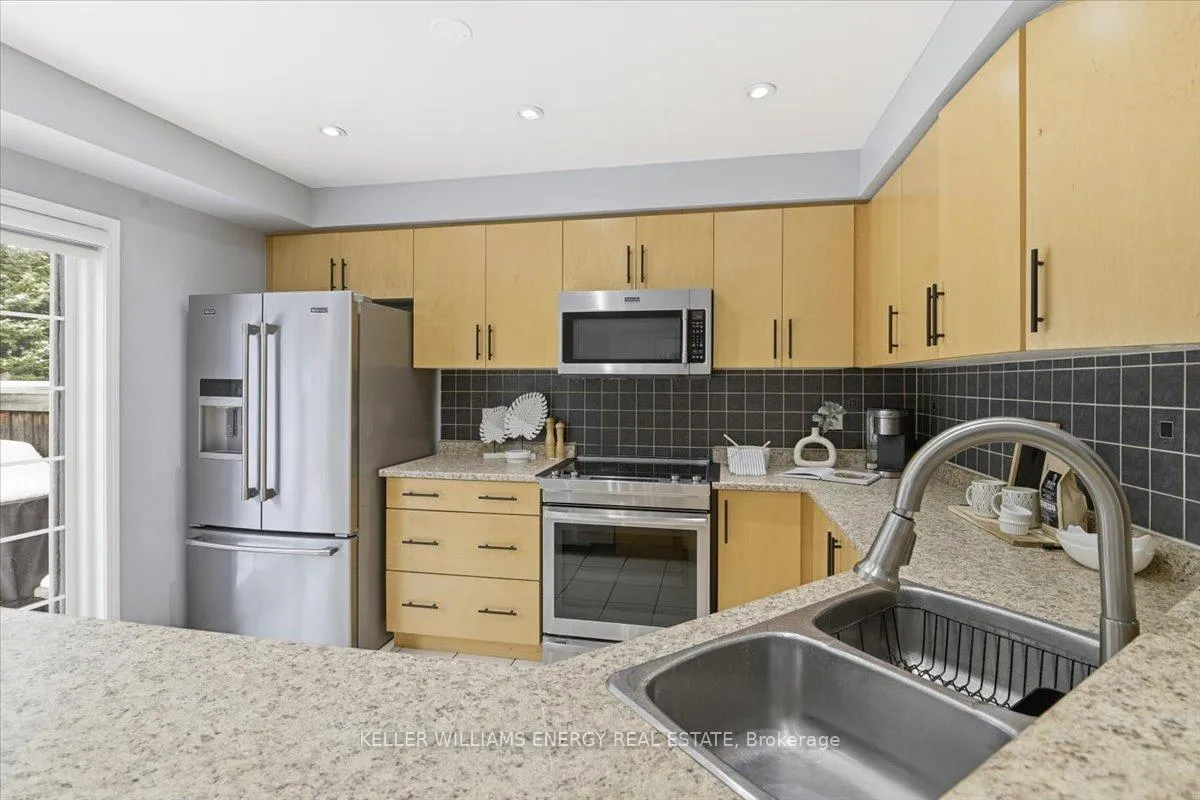Photo 123 of 52 Elliottglen Drive, Ajax, Northeast Ajax — HOMEH