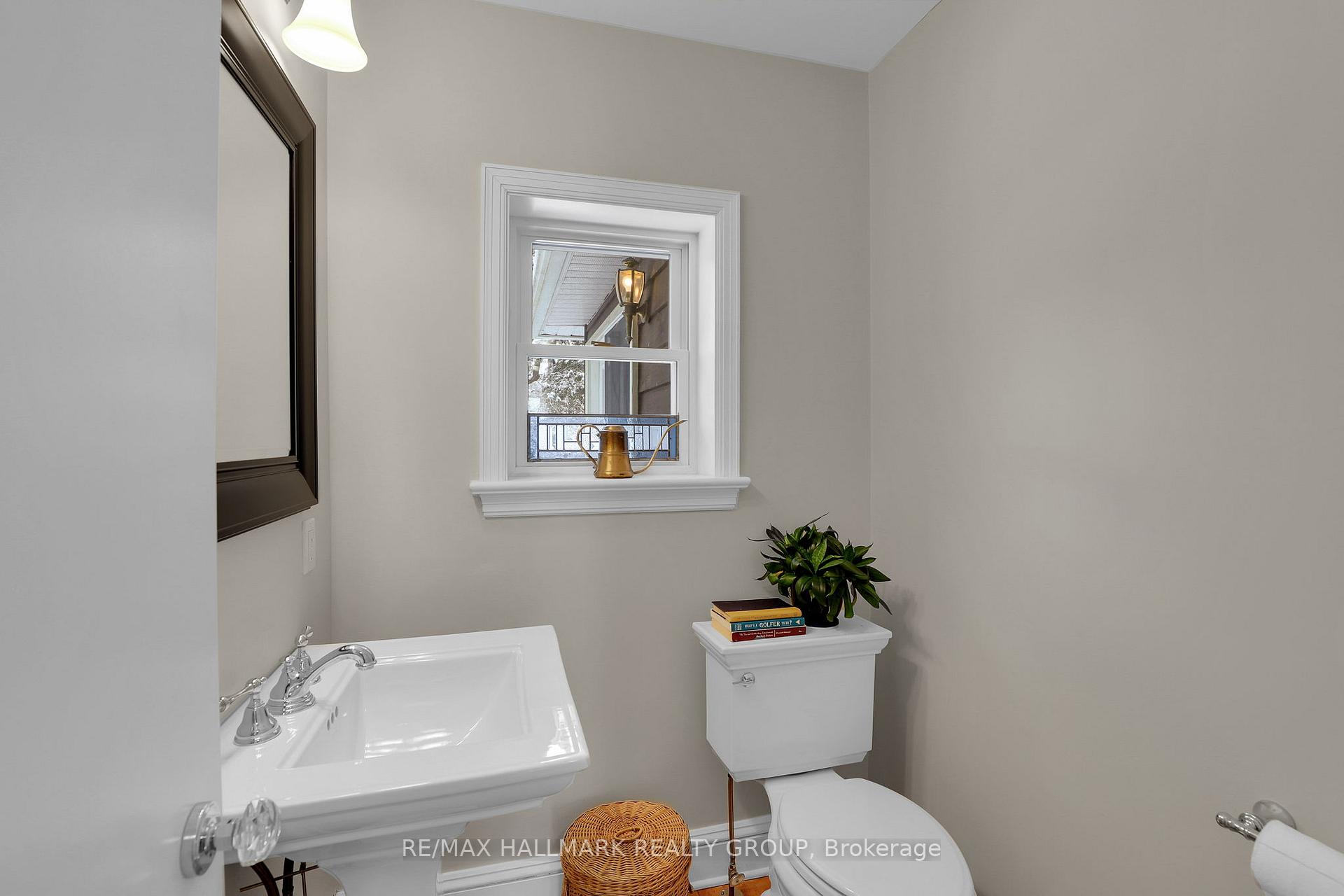 Photo 19 of 108 Clearview Avenue, Ottawa, Ottawa West/Tunneys Pasture — HOMEH