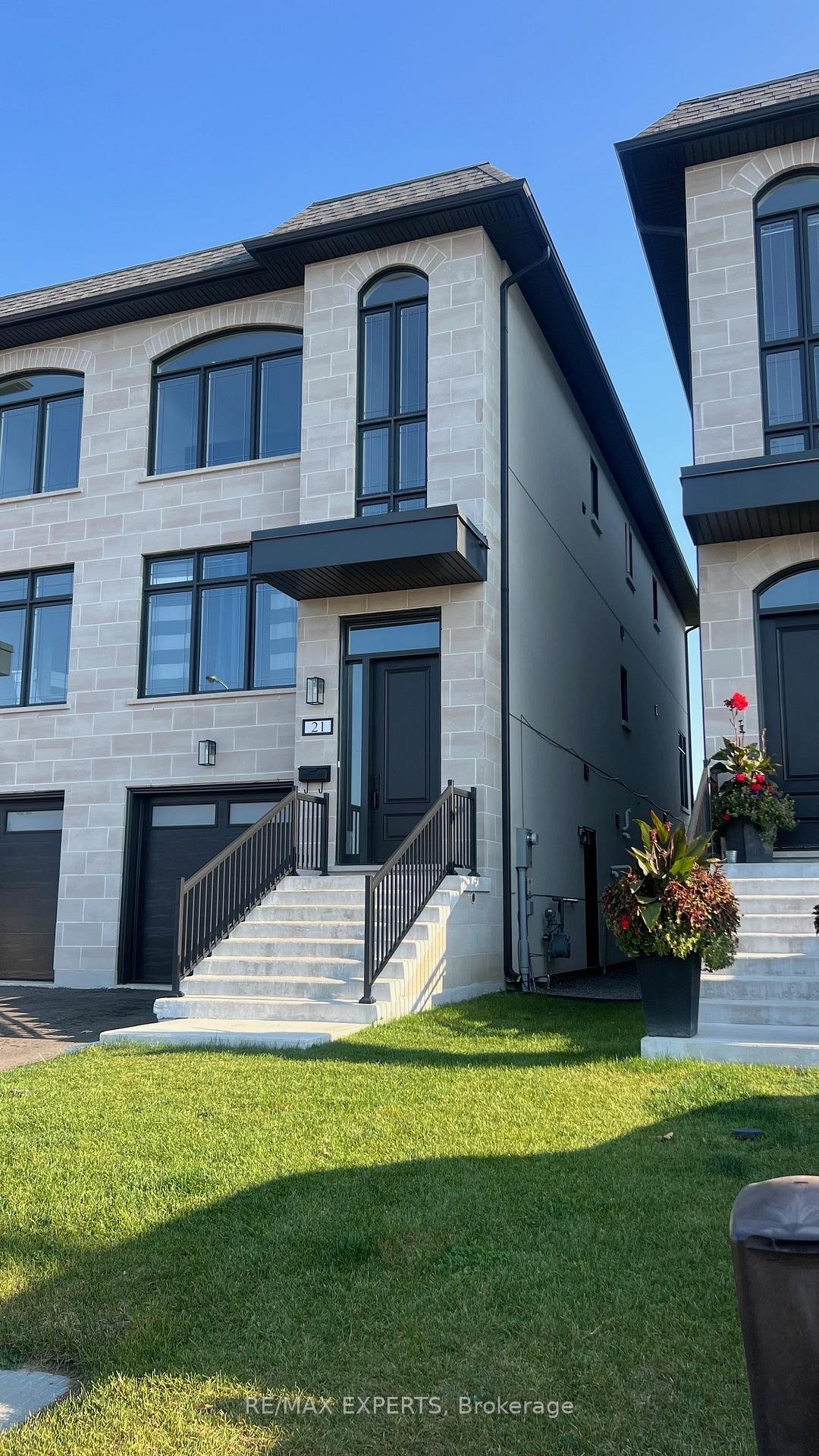Front of 21 Antonio Court