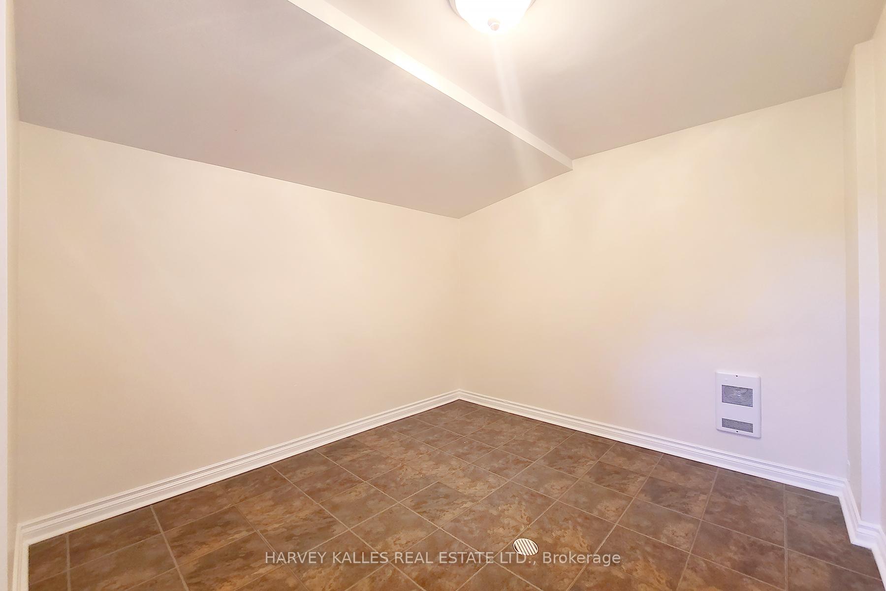 Photo 9 of Unit 4, 240 Rusholme Road, Toronto, Dufferin Grove — HOMEH