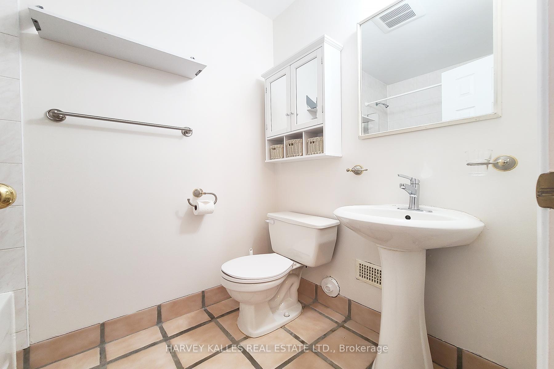 Photo 12 of Unit 4, 240 Rusholme Road, Toronto, Dufferin Grove — HOMEH