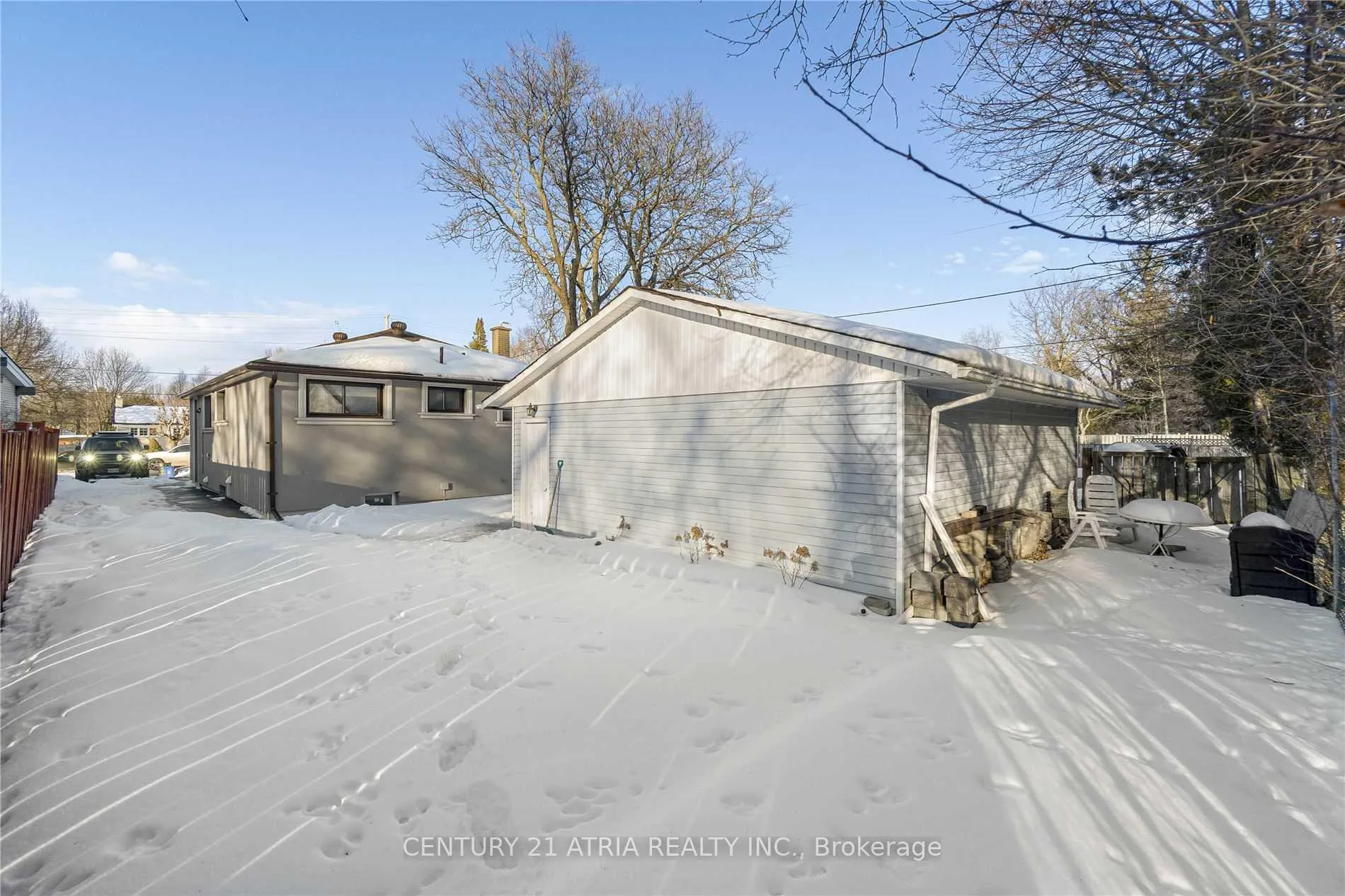 Photo 11 of Unit Lower, 107 Murray Drive, Aurora, Aurora Highlands — HOMEH