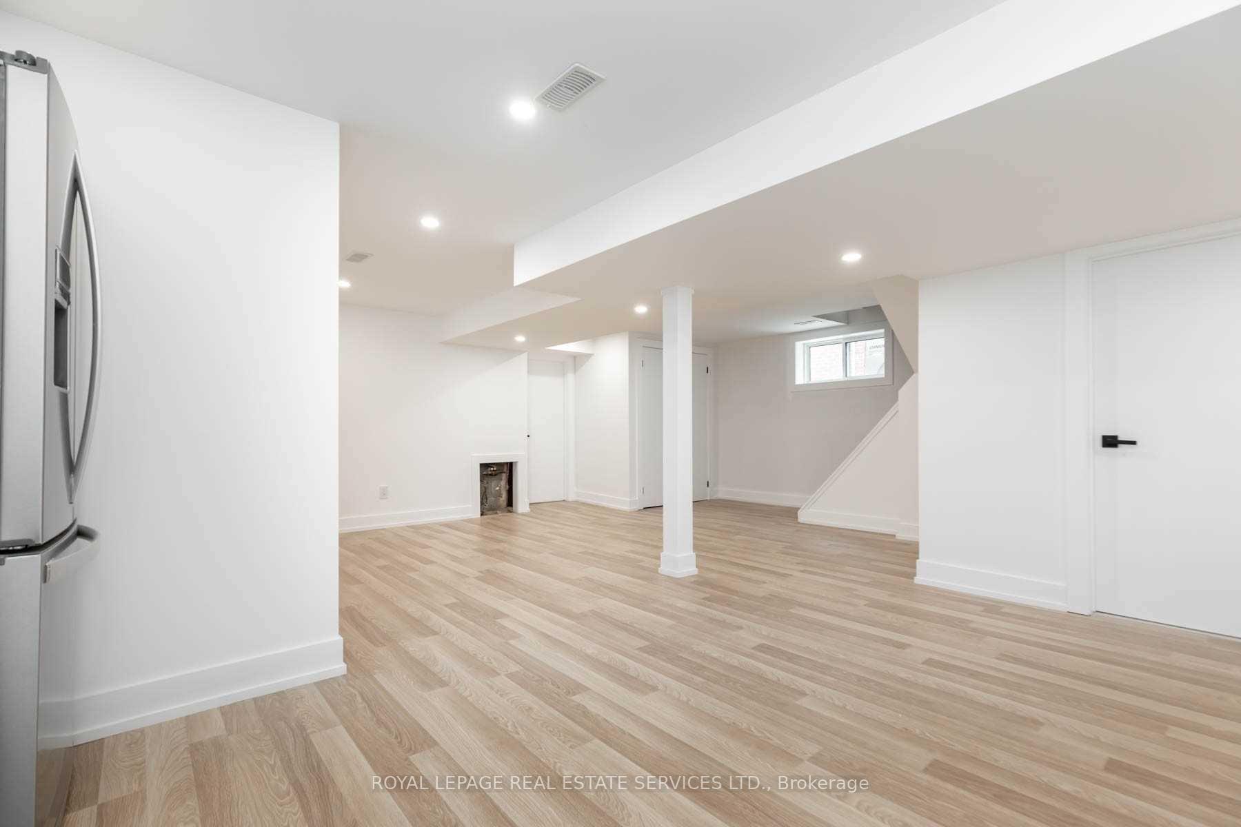 Photo 5 of Unit Lower, 9 Saskatoon Drive, Etobicoke, Kingsview Village-The Westway — HOMEH