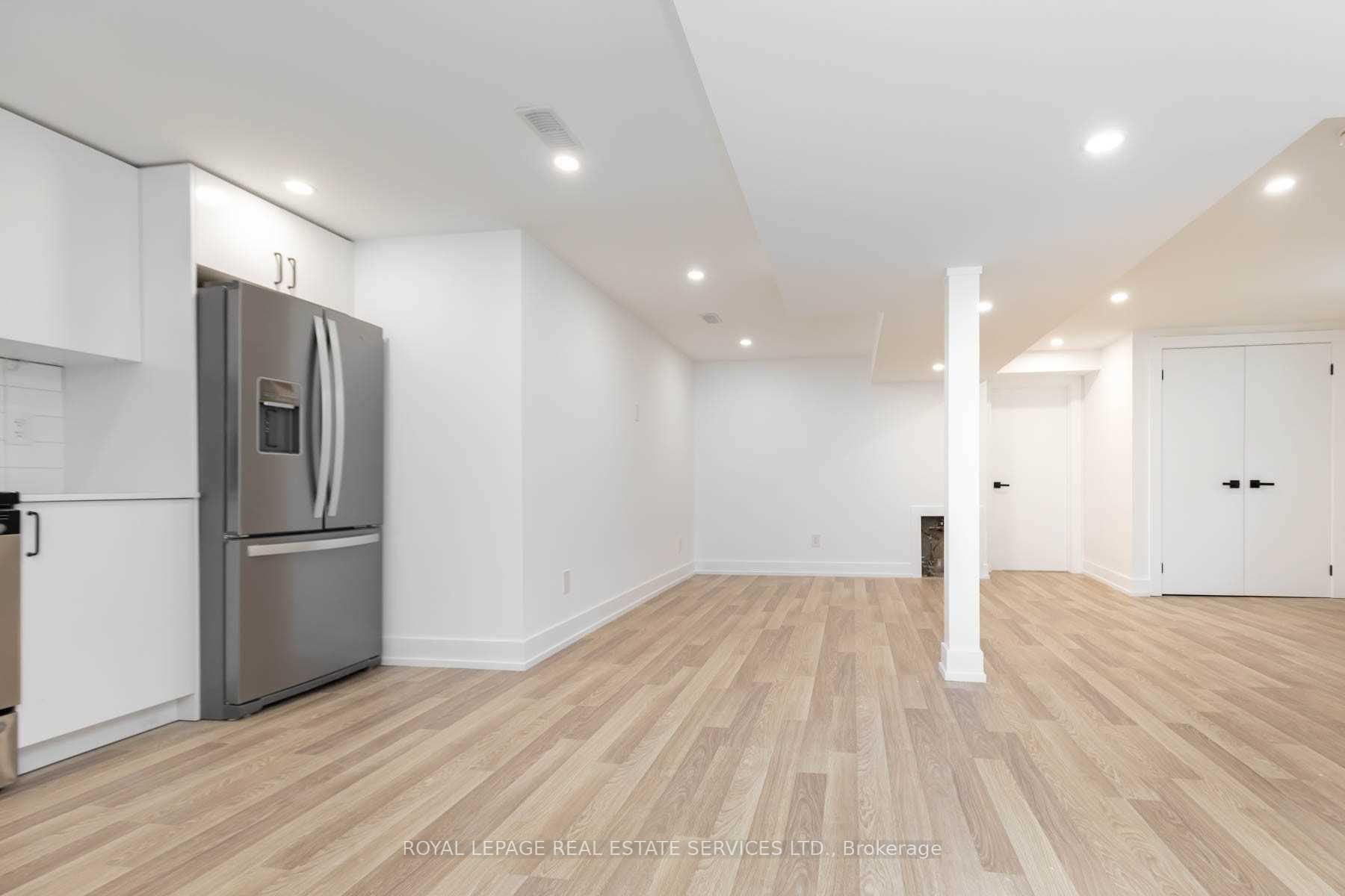 Photo 6 of Unit Lower, 9 Saskatoon Drive, Etobicoke, Kingsview Village-The Westway — HOMEH