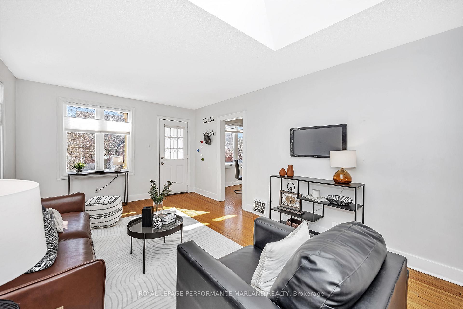 Photo 6 of 373 Mayfair Avenue, Ottawa, Ottawa West — HOMEH