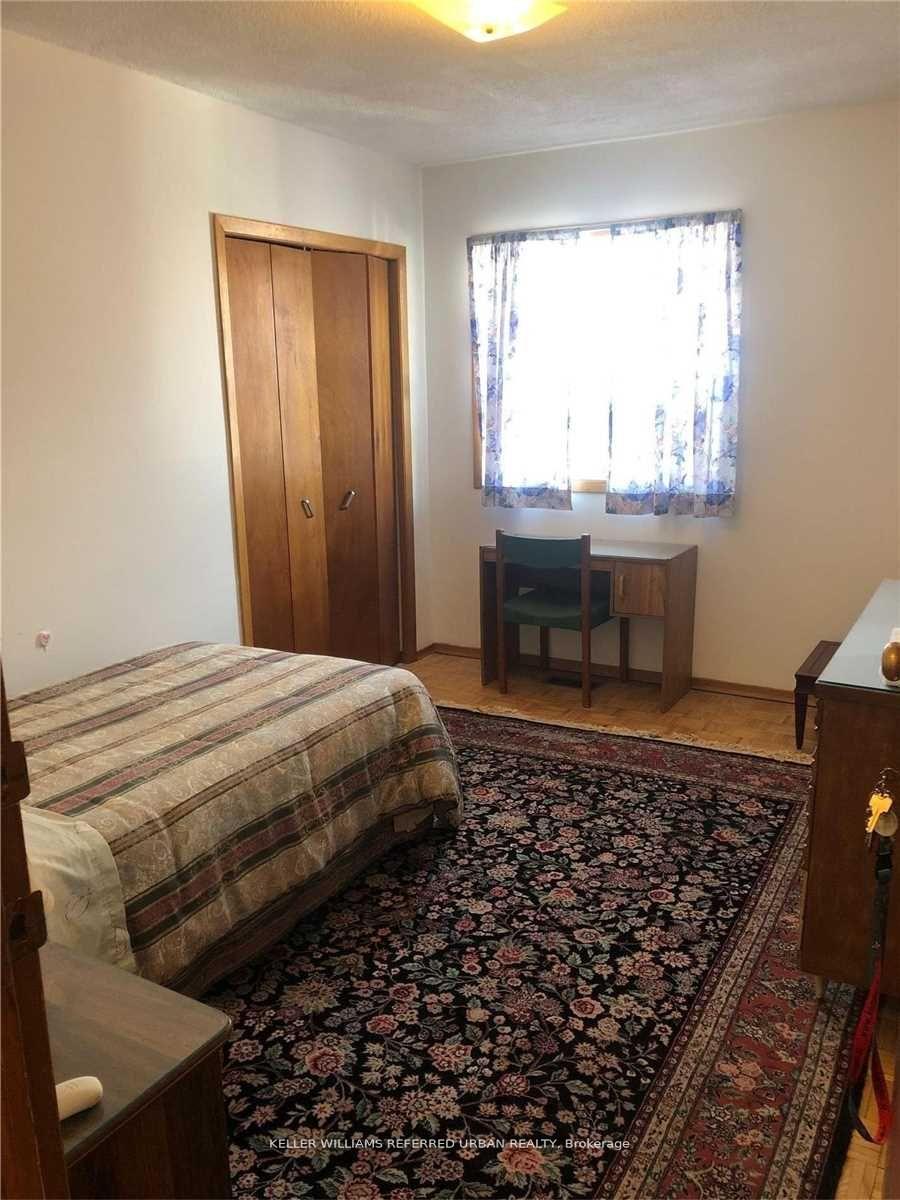 Photo 1 of Unit Upper2, 44 Bellevue Avenue, Toronto, Kensington-Chinatown — HOMEH