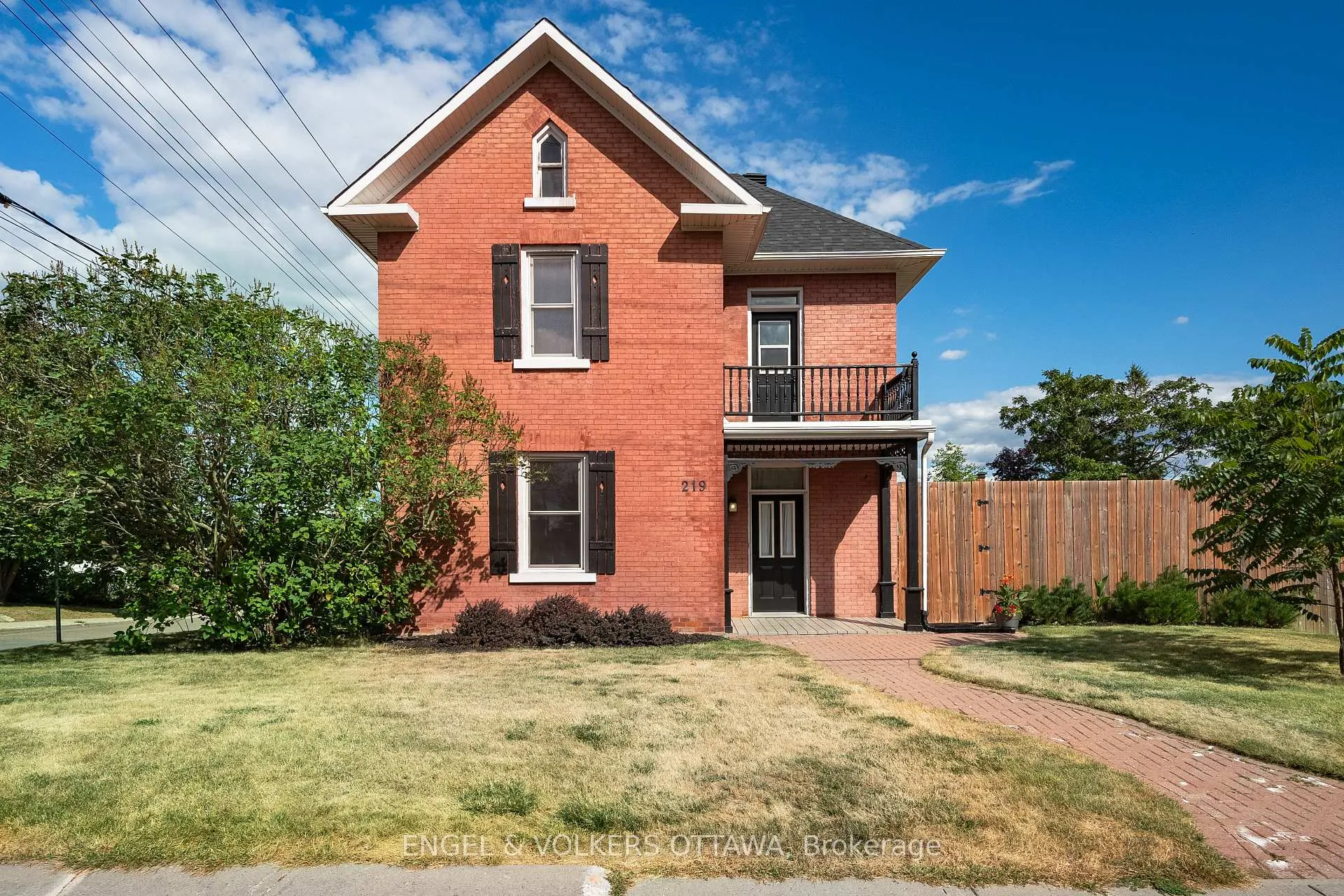 Photo 4 of 219 John Street N, Arnprior — HOMEH