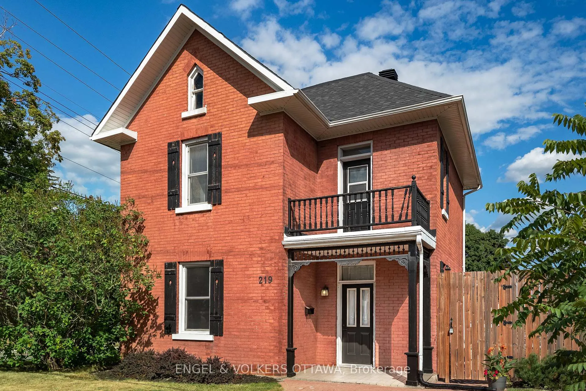 Photo 10 of 219 John Street N, Arnprior — HOMEH