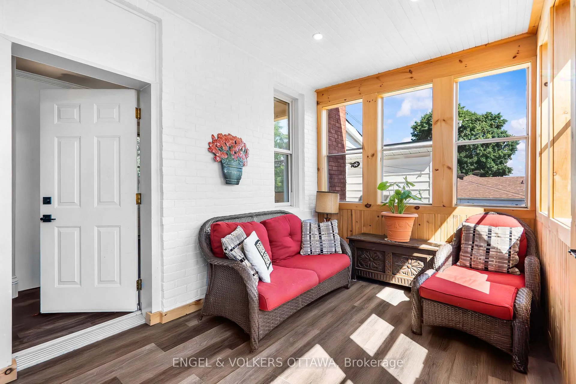 Photo 77 of 219 John Street N, Arnprior — HOMEH