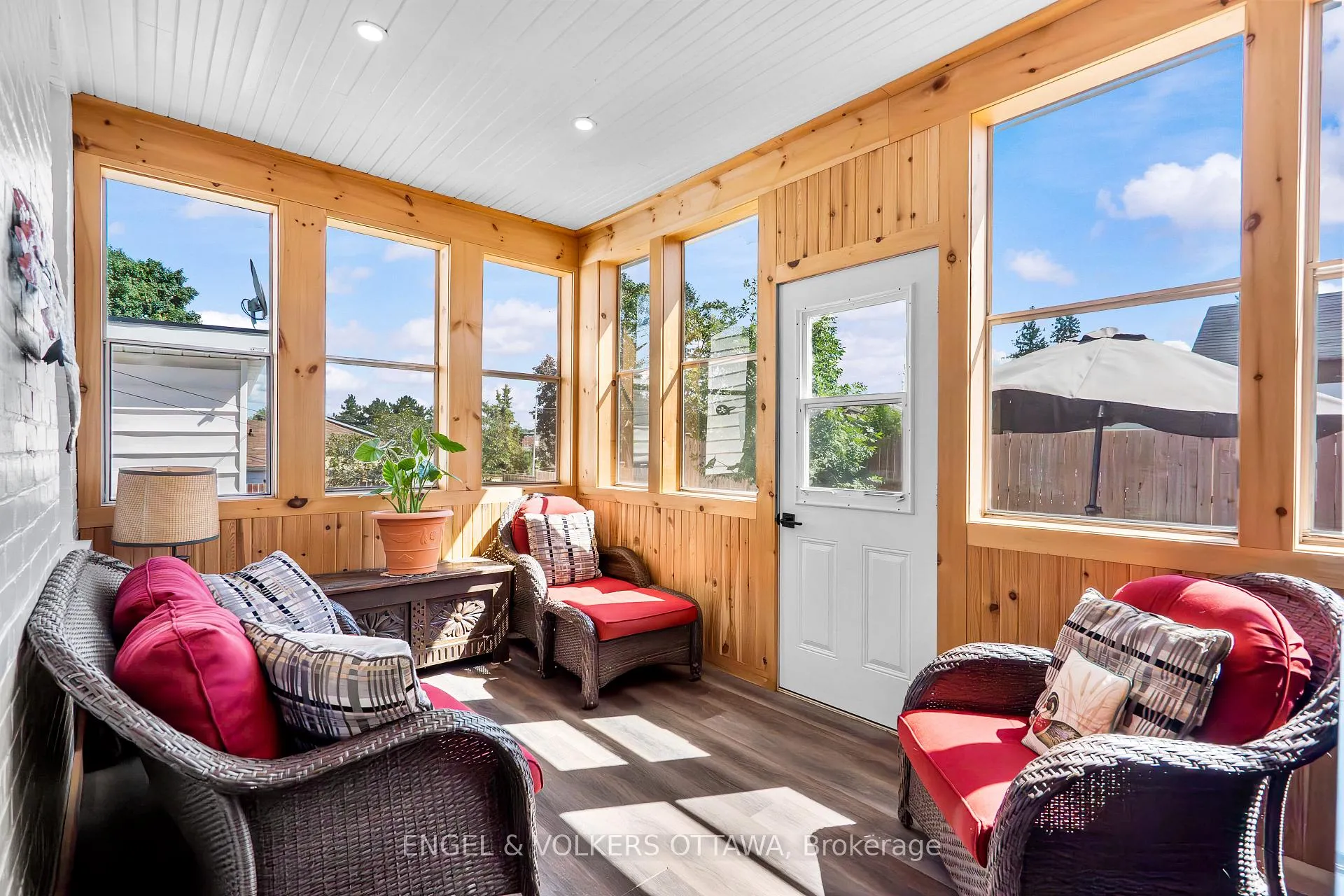 Photo 82 of 219 John Street N, Arnprior — HOMEH