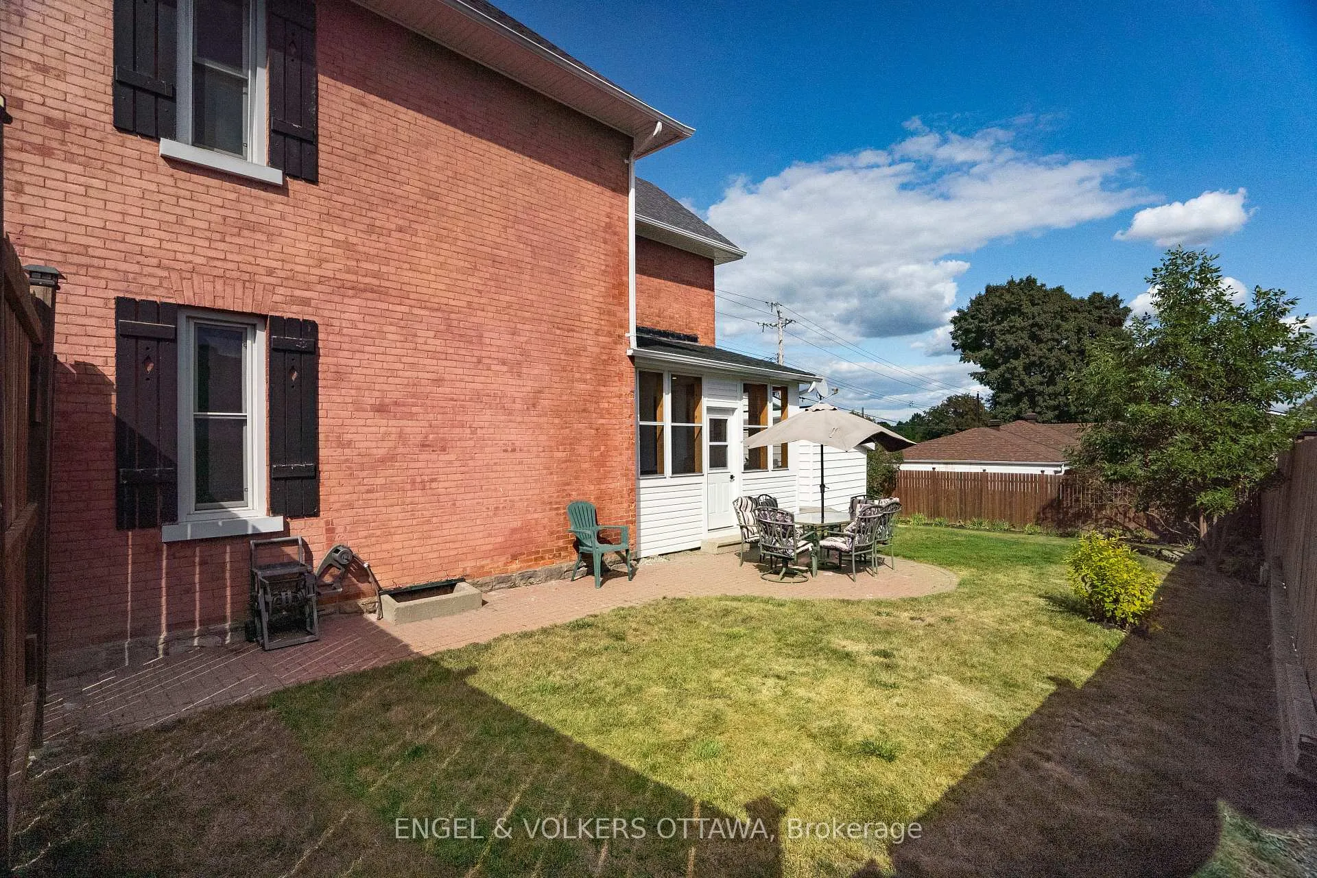 Photo 147 of 219 John Street N, Arnprior — HOMEH