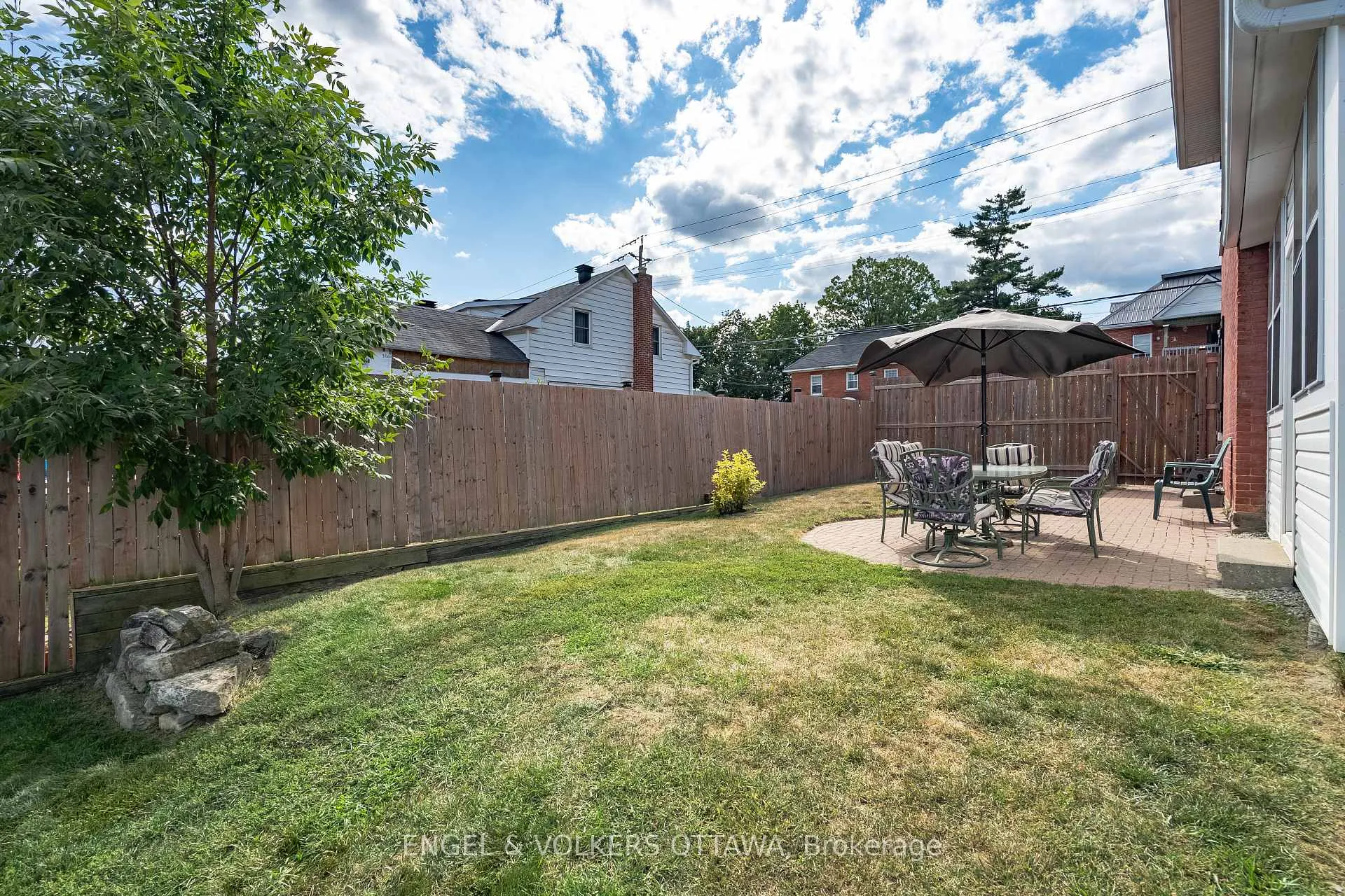 Photo 151 of 219 John Street N, Arnprior — HOMEH