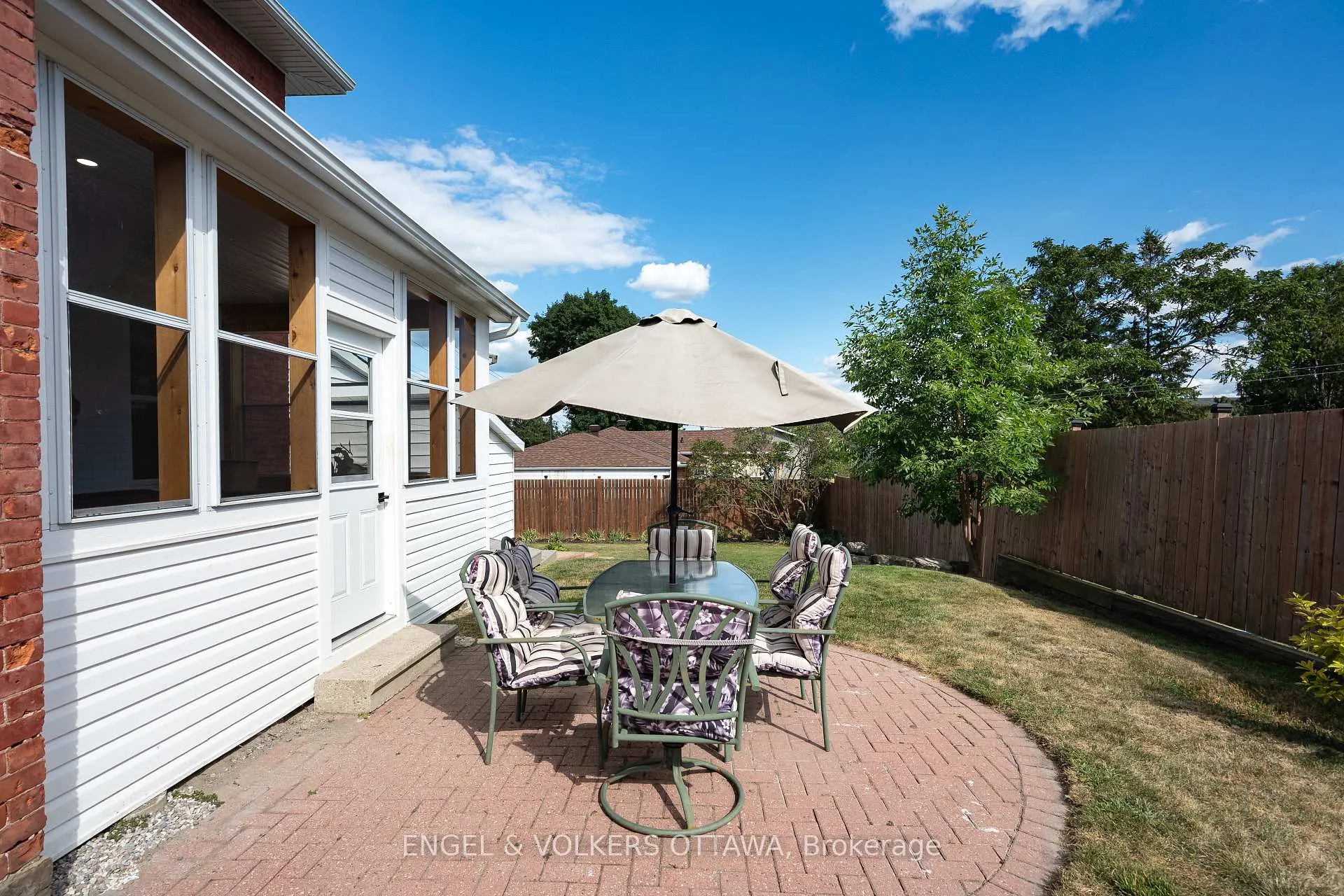 Photo 150 of 219 John Street N, Arnprior — HOMEH