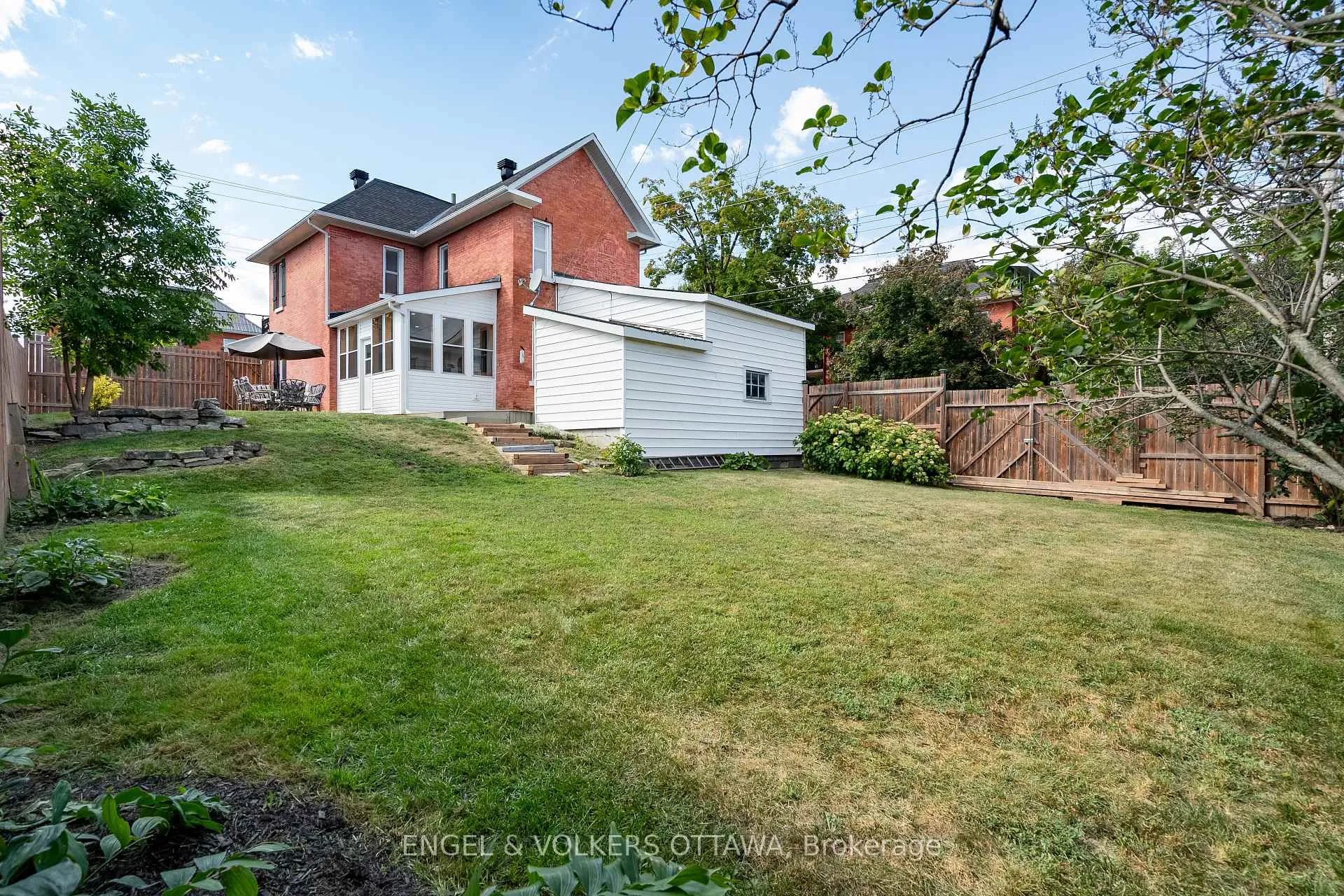 Photo 171 of 219 John Street N, Arnprior — HOMEH