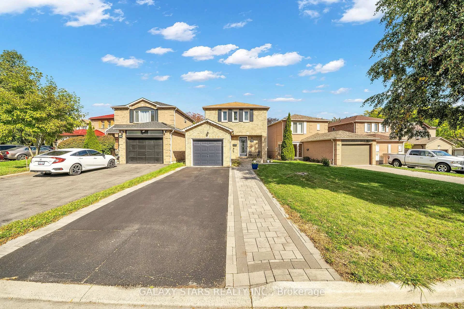 Photo 3 of 77 Radford Drive, Ajax, Central West — HOMEH