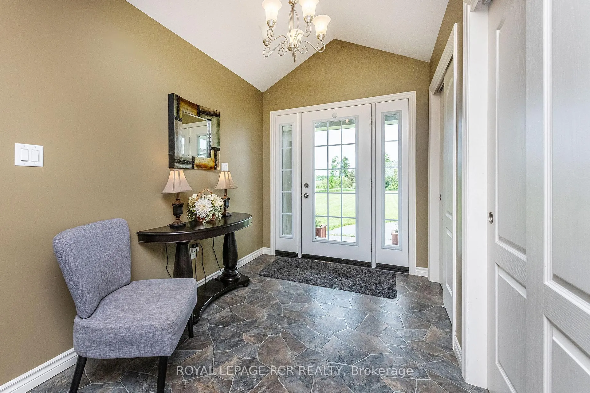 Photo 10 of 384154 20 Sideroad, Amaranth, Rural Amaranth — HOMEH
