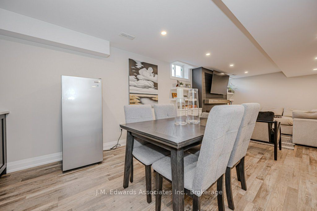 Photo 70 of 139 Humphrey Street, Hamilton, Waterdown — HOMEH