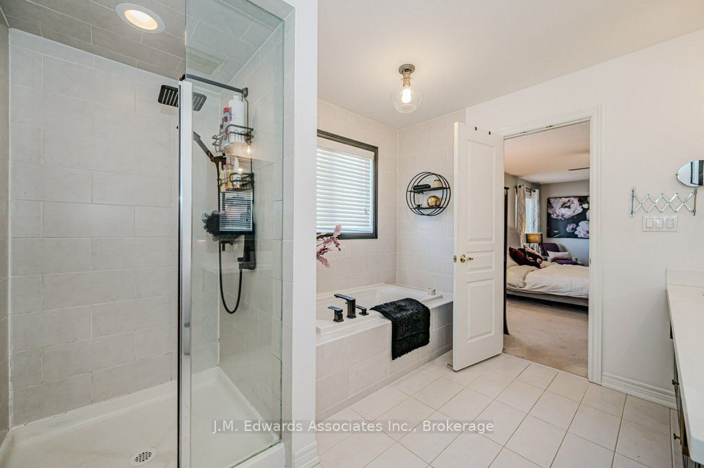 Photo 60 of 139 Humphrey Street, Hamilton, Waterdown — HOMEH