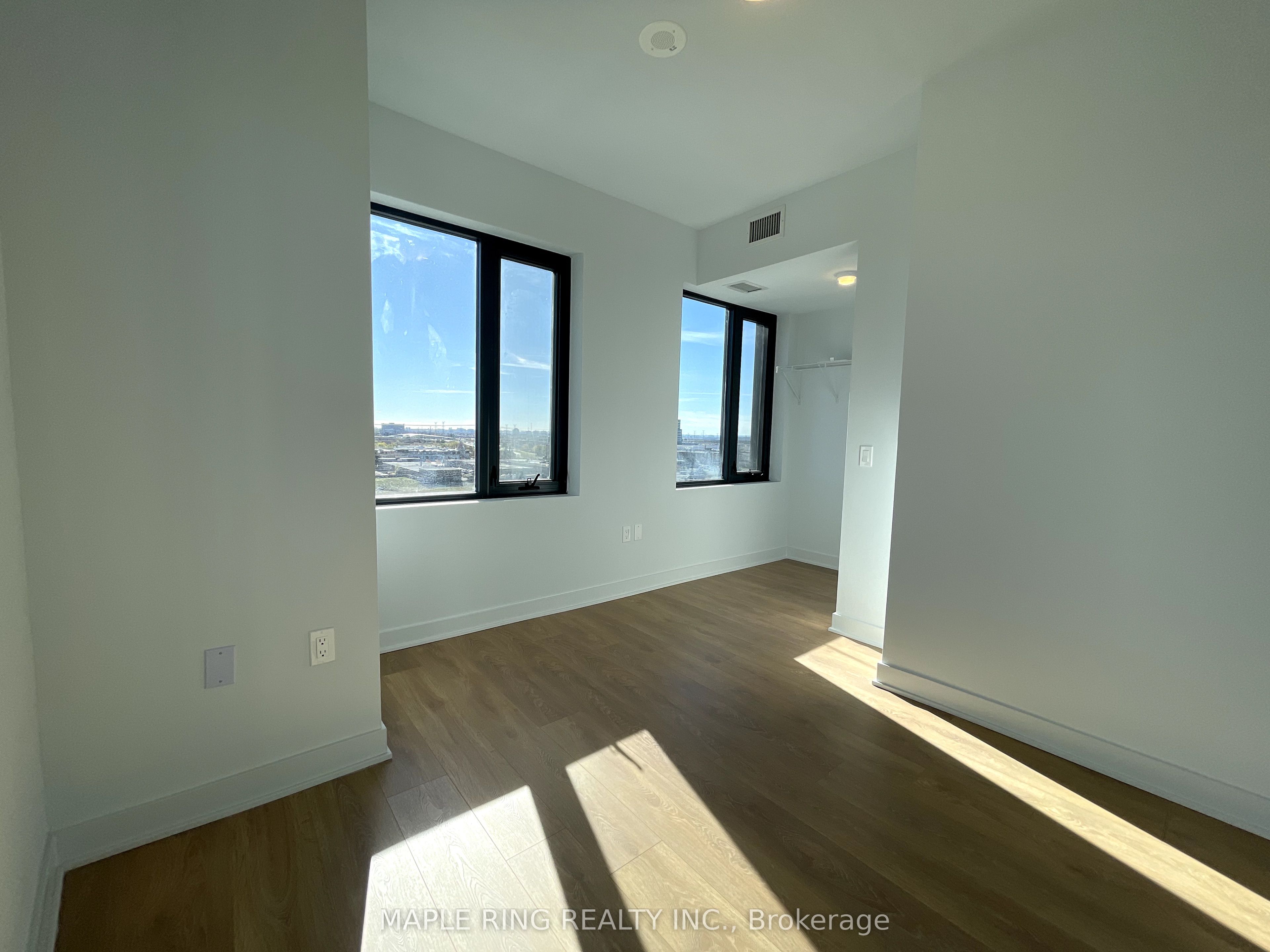 Photo 14 of Unit 707, 2920 Highway 7 Road, Vaughan, Concord — HOMEH