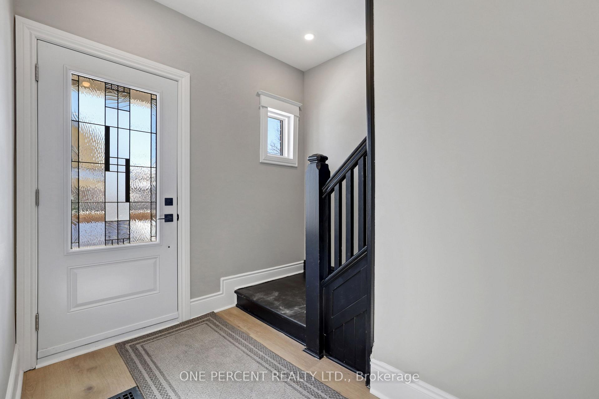 Photo 6 of 37 Tyndall Street, Ottawa, Ottawa West — HOMEH