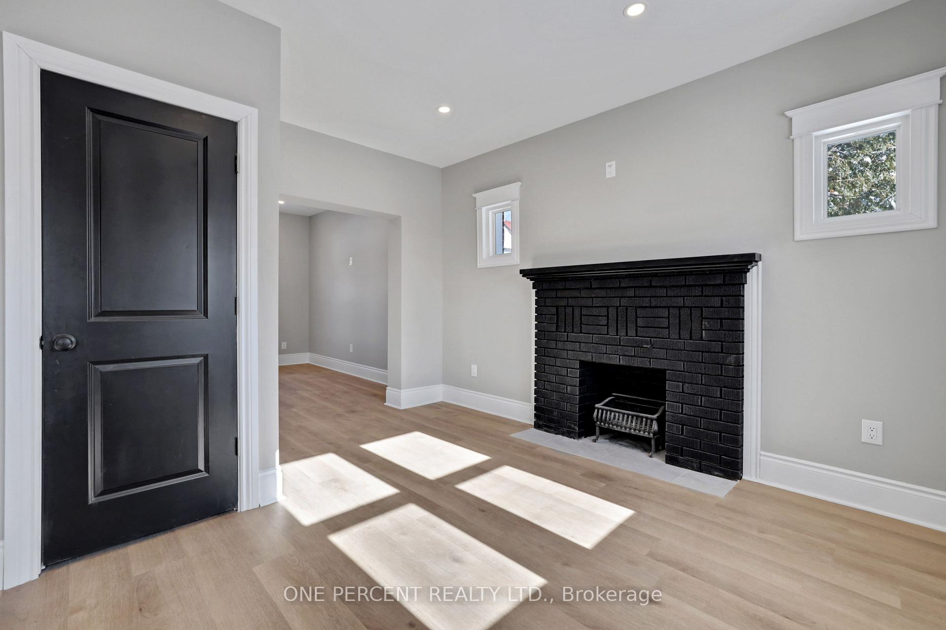 Photo 8 of 37 Tyndall Street, Ottawa, Ottawa West — HOMEH