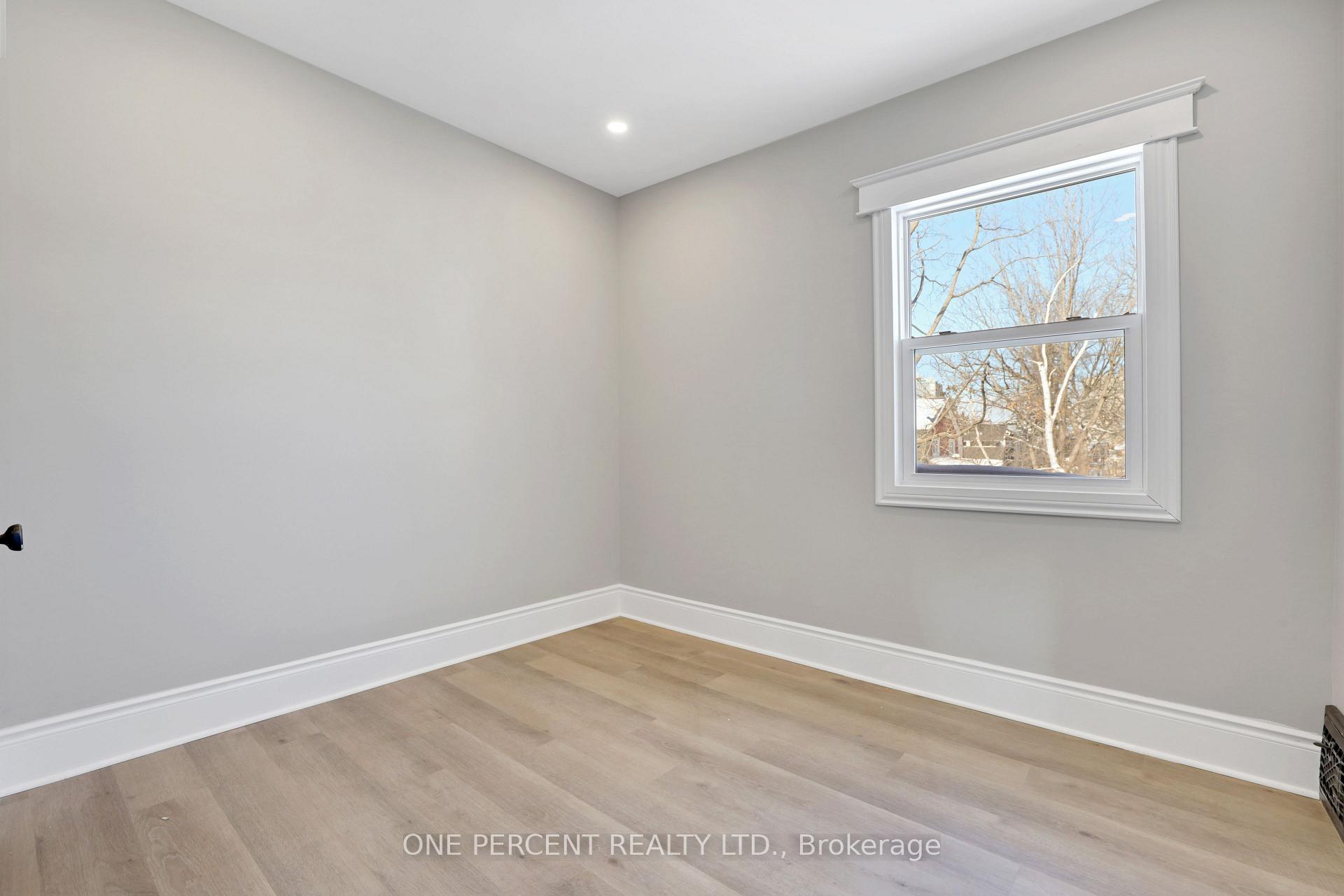 Photo 22 of 37 Tyndall Street, Ottawa, Ottawa West — HOMEH