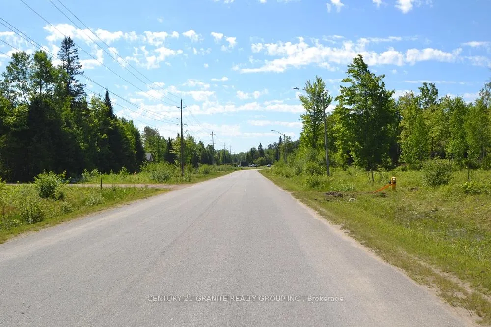 Photo 4 of 57 Nicklaus Drive, Bancroft, Bancroft Ward — HOMEH