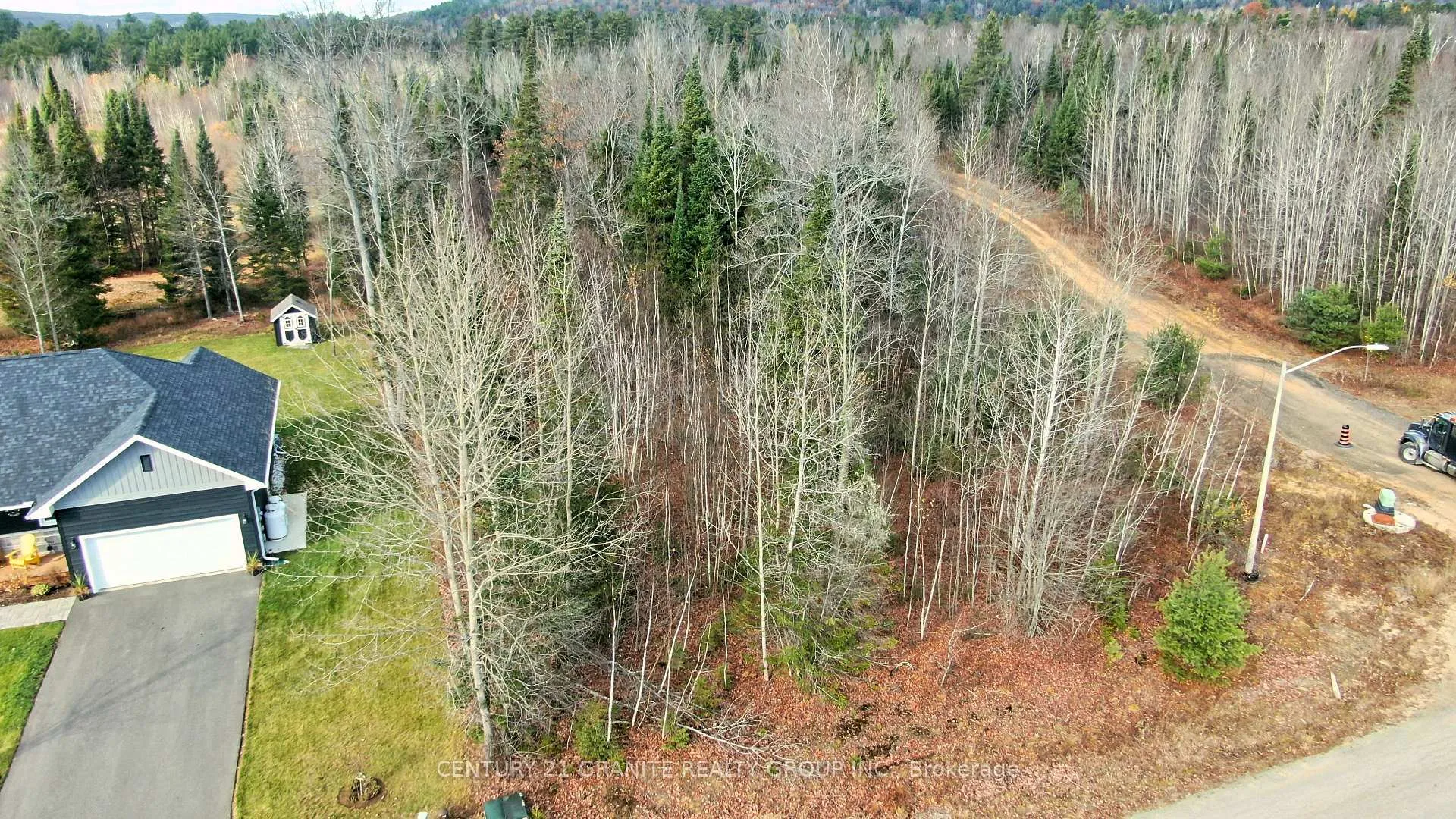 Photo 10 of 57 Nicklaus Drive, Bancroft, Bancroft Ward — HOMEH
