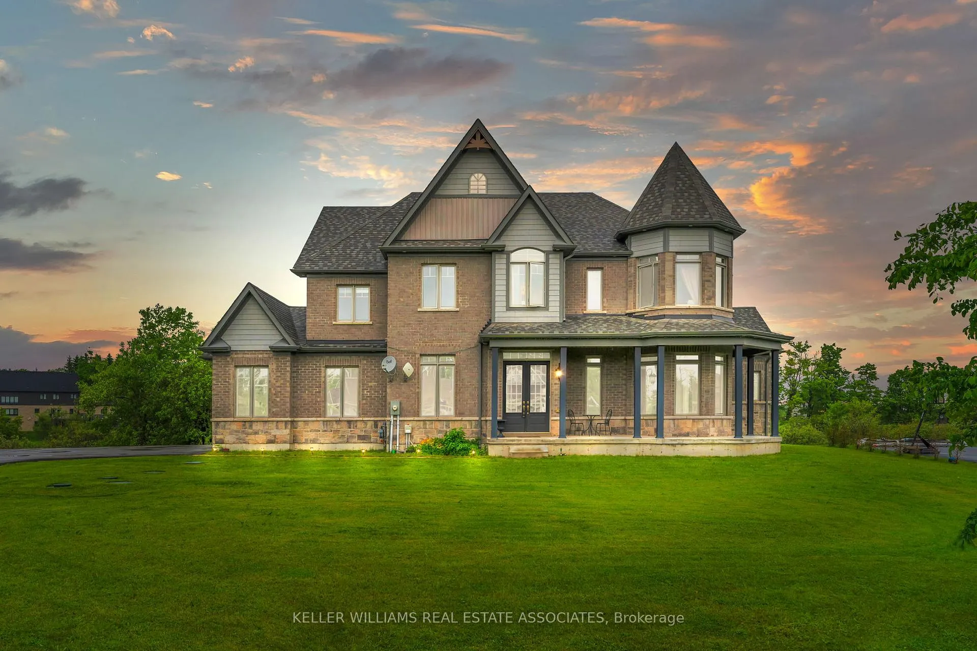 Photo 8 of 7 Country Meadows Drive, Amaranth, Rural Amaranth — HOMEH