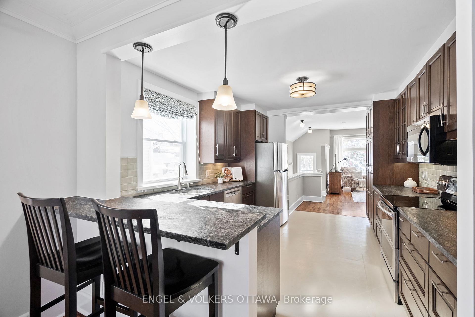 Photo 6 of 100 Grange Avenue, Ottawa, Ottawa West — HOMEH
