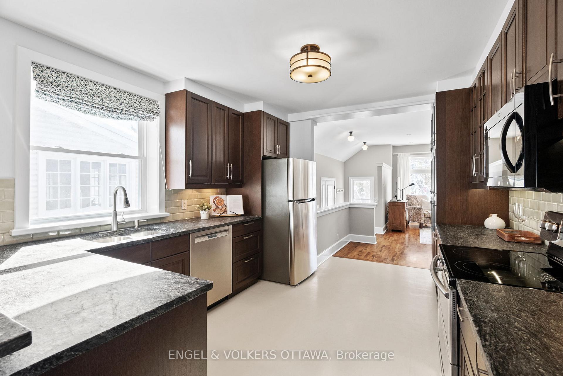 Photo 8 of 100 Grange Avenue, Ottawa, Ottawa West — HOMEH