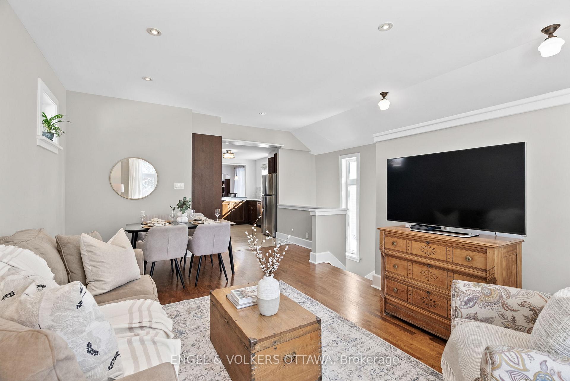 Photo 17 of 100 Grange Avenue, Ottawa, Ottawa West — HOMEH
