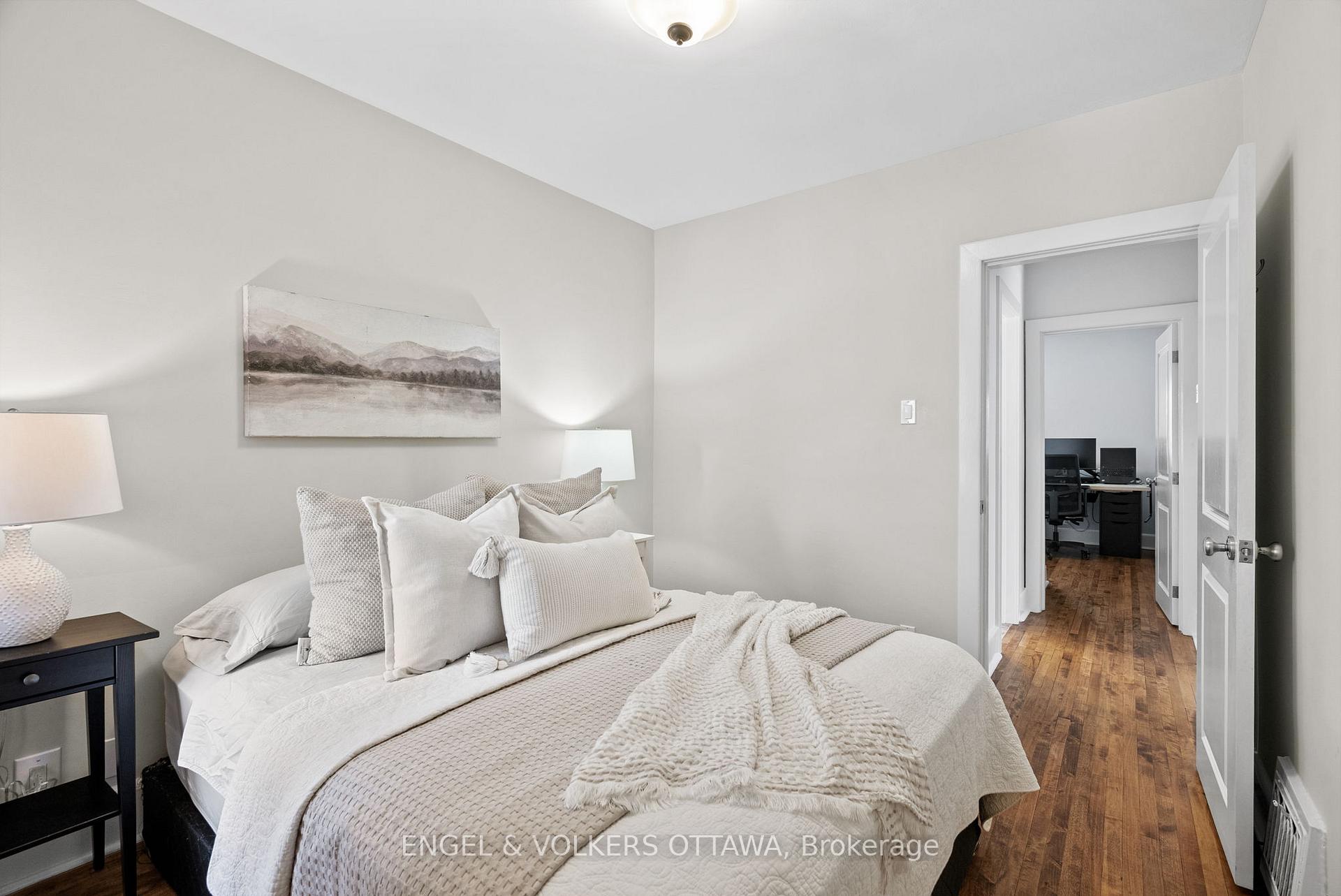 Photo 22 of 100 Grange Avenue, Ottawa, Ottawa West — HOMEH