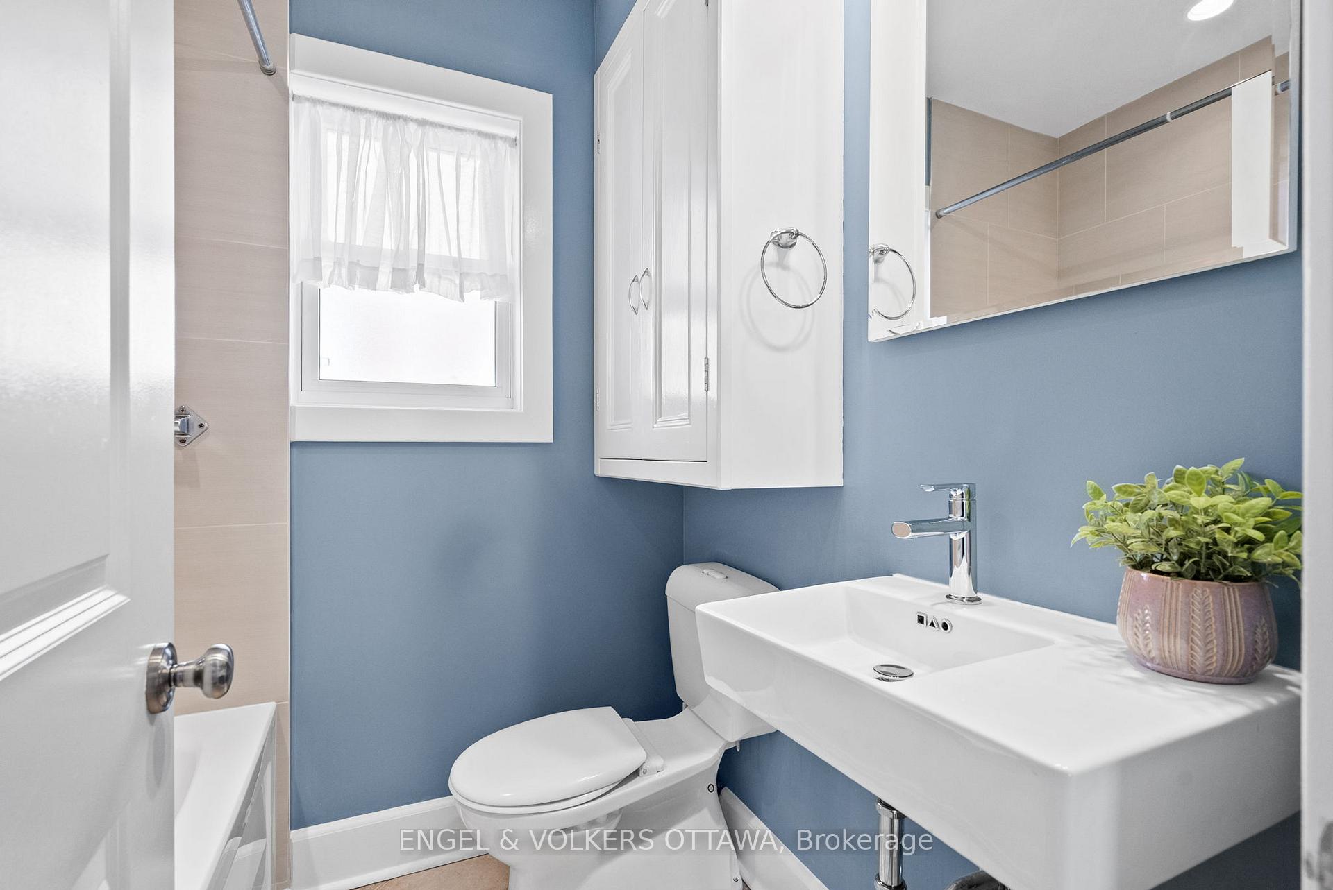 Photo 25 of 100 Grange Avenue, Ottawa, Ottawa West — HOMEH