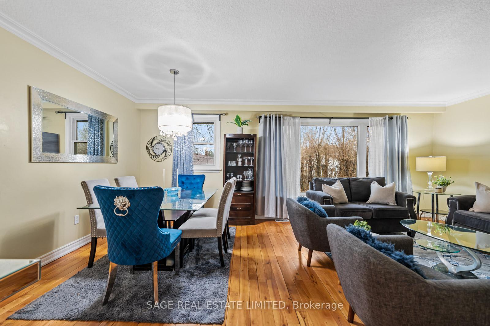 Photo 6 of 45 Dashwood Crescent, Etobicoke, Thistletown-Beaumonde Heights — HOMEH