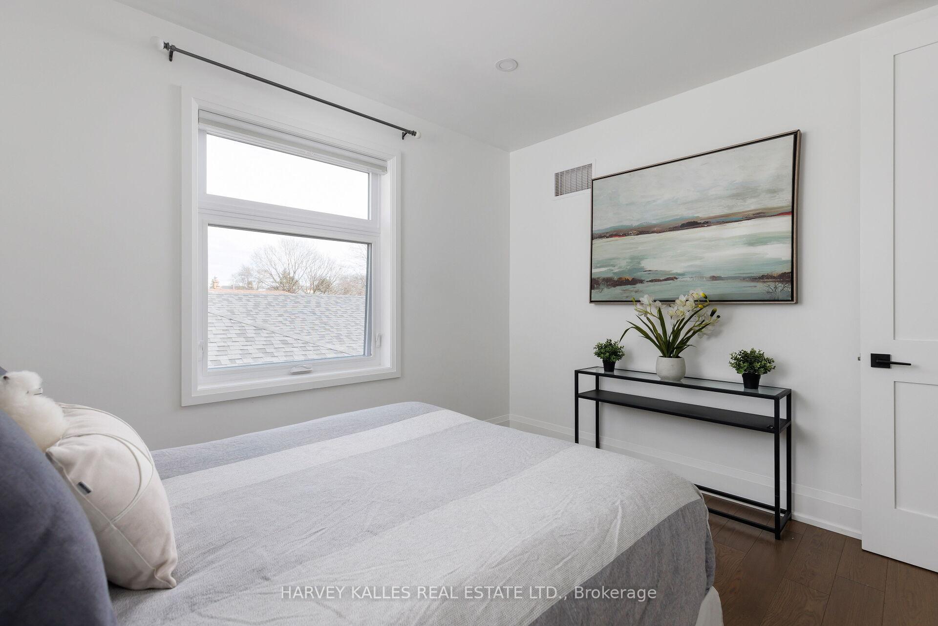 Photo 39 of 1 Benbow Road, Etobicoke, Kingsview Village-The Westway — HOMEH